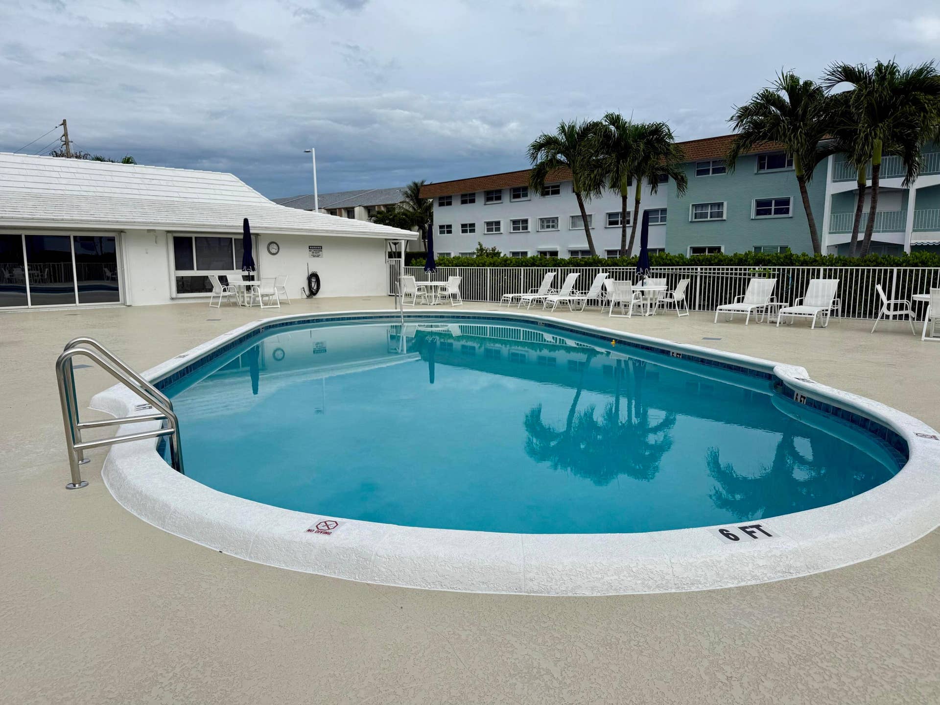 110 Shore Court, #106, North Palm Beach, FL 33408 Pool