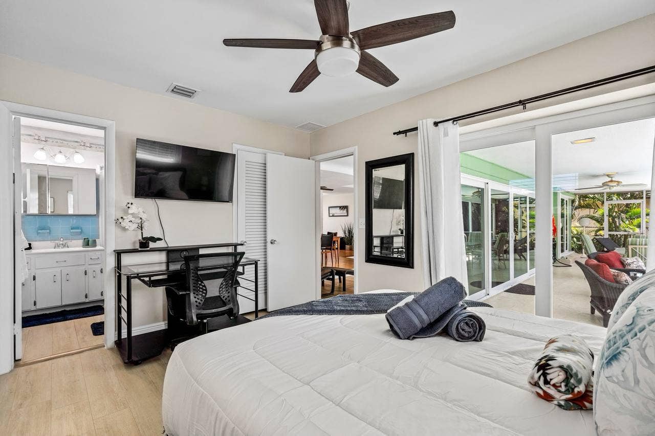 430 NE 43RD Street, Boca Raton, FL 33431 photo_6_2026-09-28_11-37-05