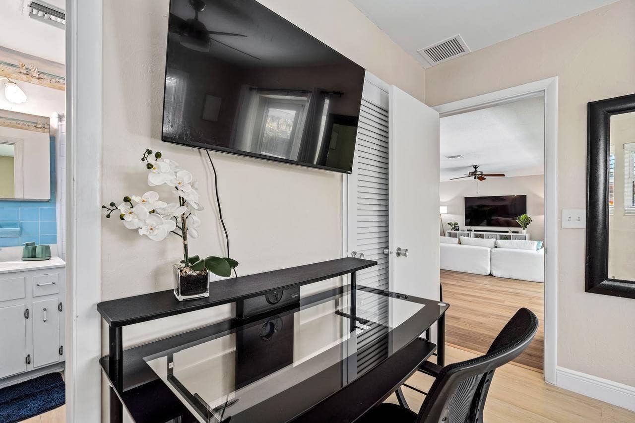 430 NE 43RD Street, Boca Raton, FL 33431 photo_5_2026-09-28_11-37-05