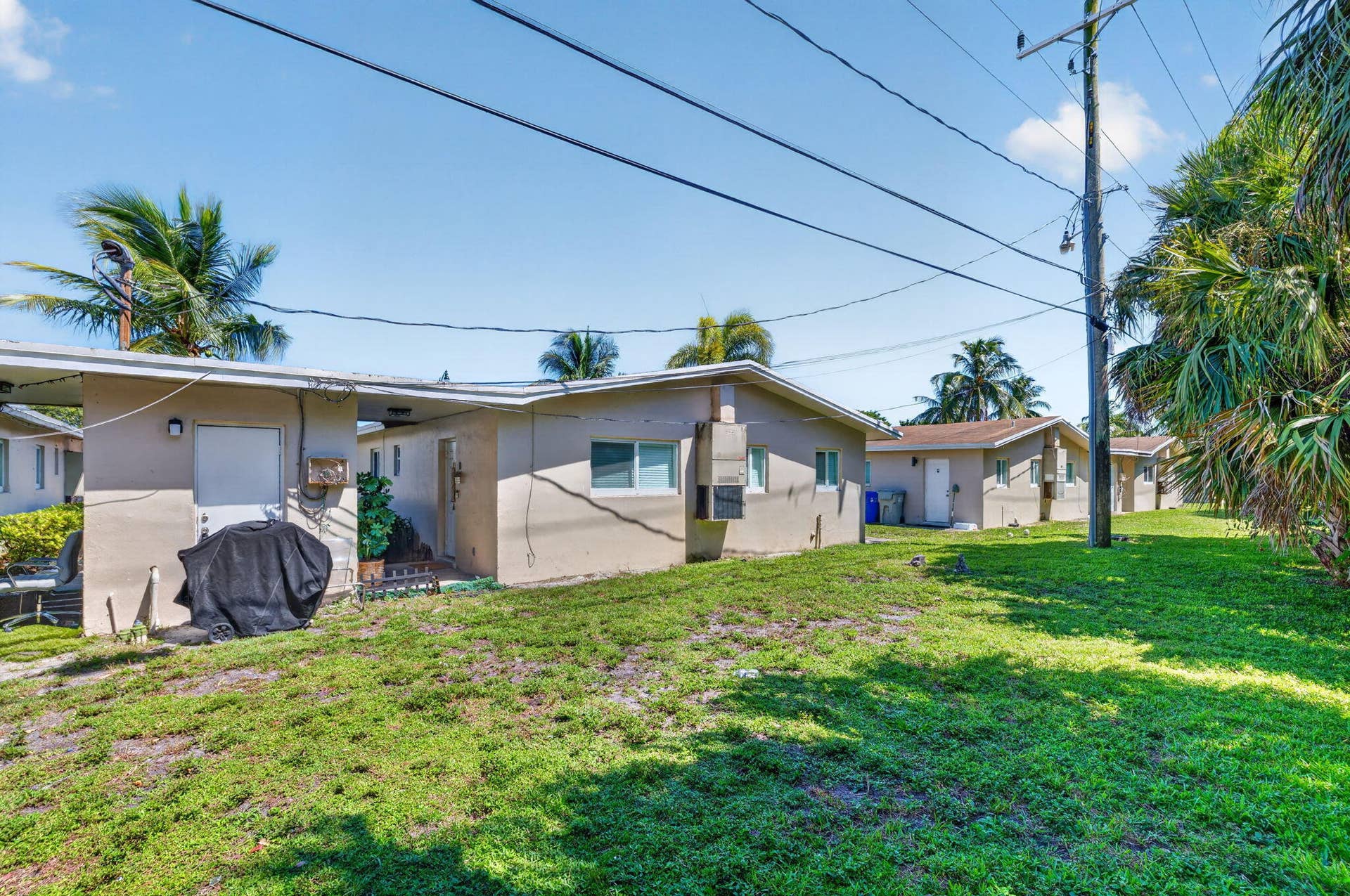 3111 NE 7th Avenue, #Apt c, Pompano Beach, FL 33064 19-web-or-mls-8I8A9709
