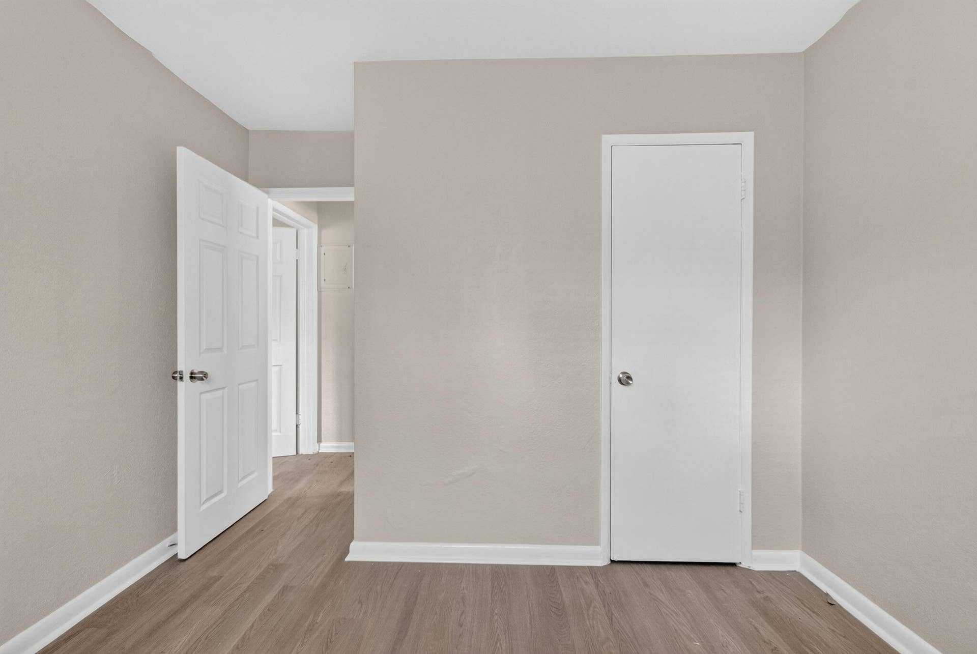 3111 NE 7th Avenue, #Apt c, Pompano Beach, FL 33064 16-web-or-mls-8I8A9677