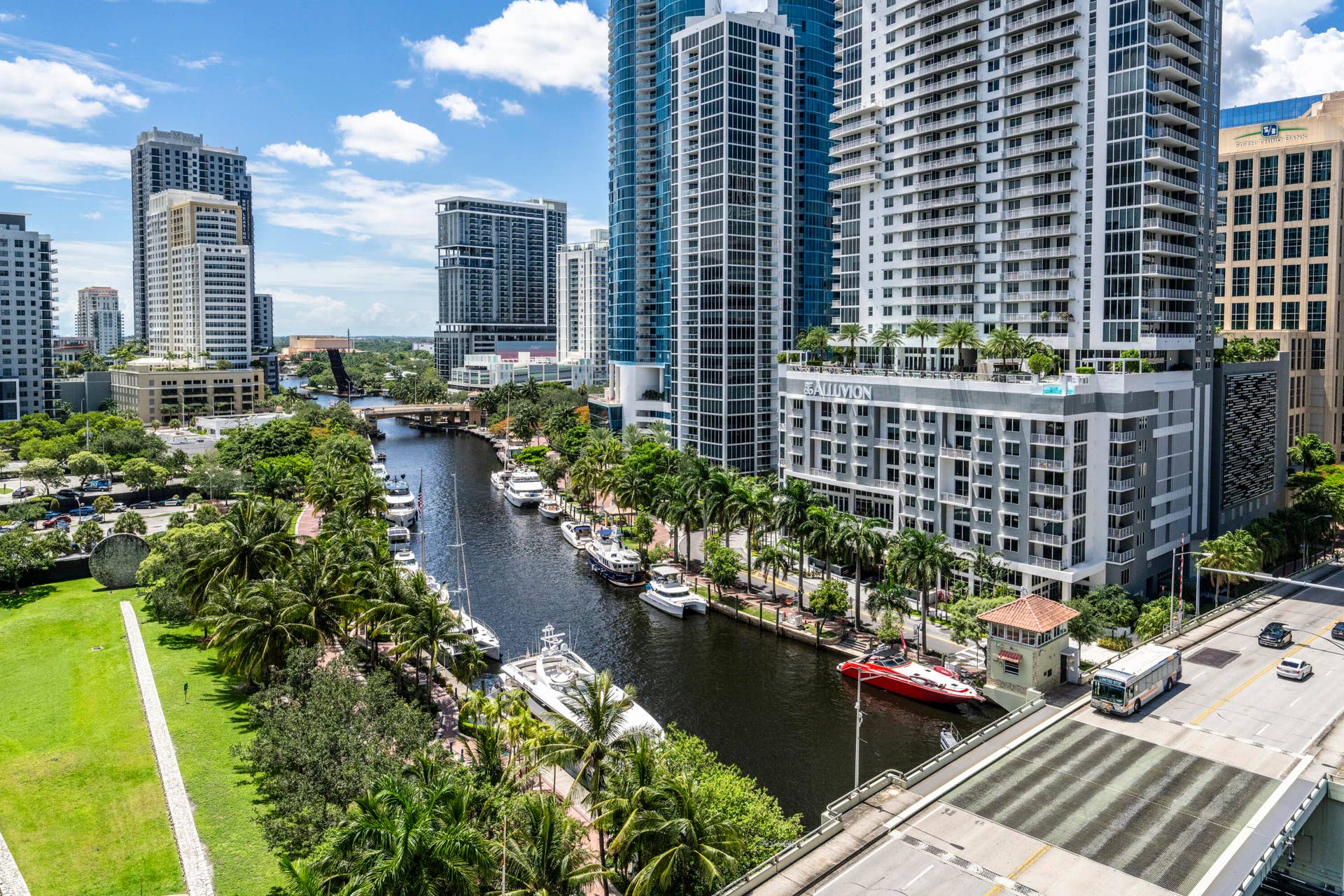 511 SE 5TH Avenue, #1116, Fort Lauderdale, FL 33301 3