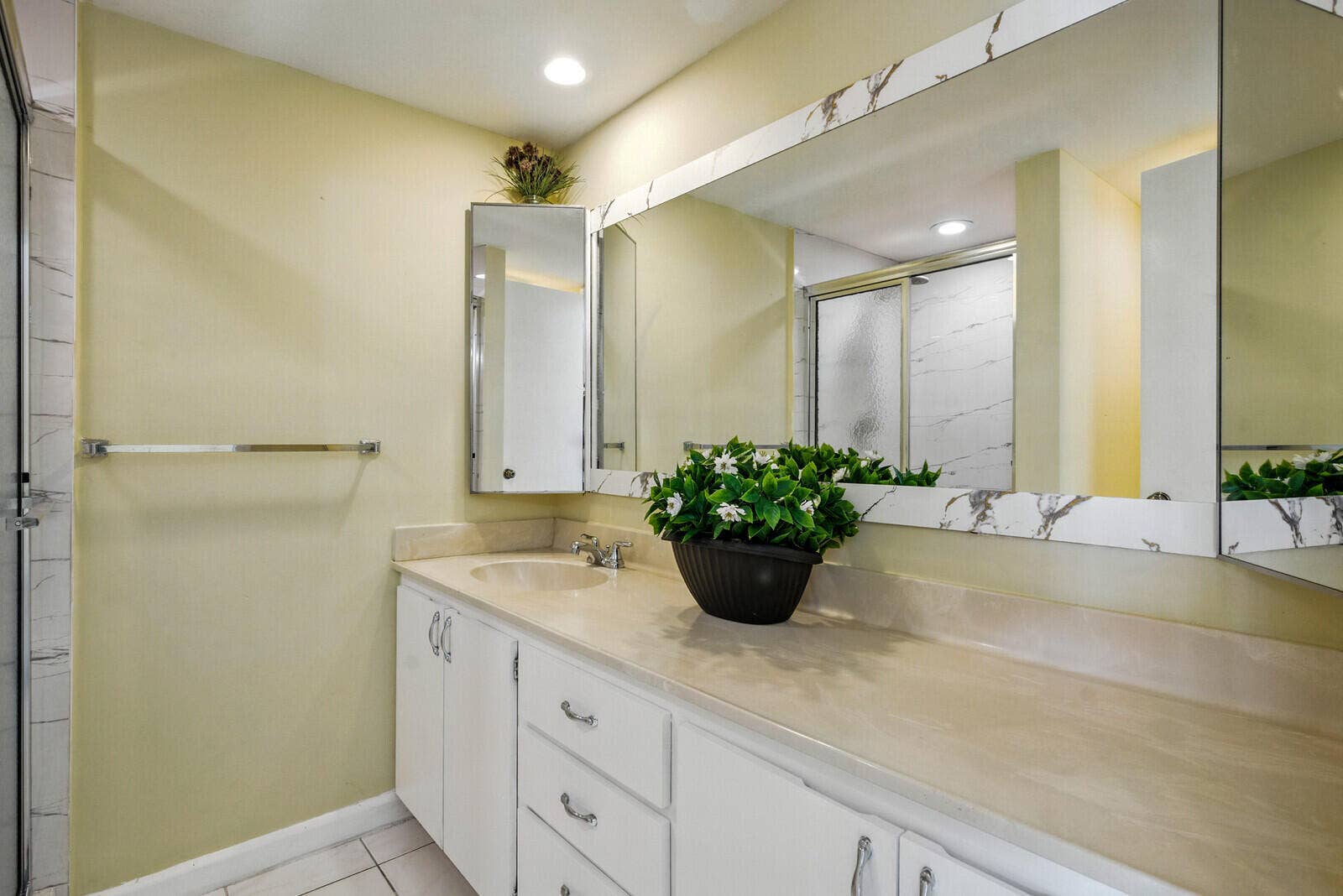 622 6th Way, West Palm Beach, FL 33407 25_ProPropertyREMcom__622_6th_Way__Final