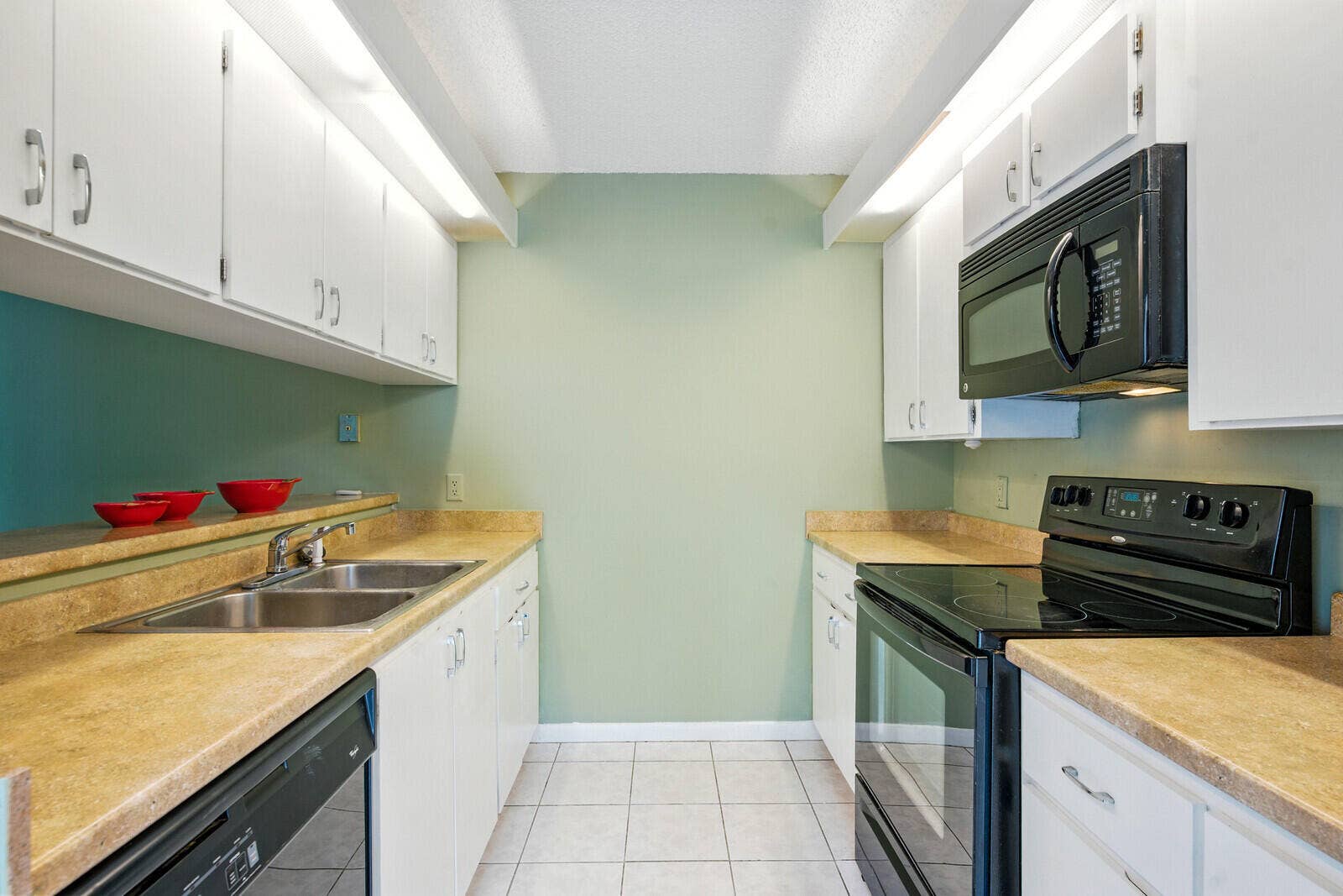 622 6th Way, West Palm Beach, FL 33407 10_ProPropertyREMcom__622_6th_Way__Final