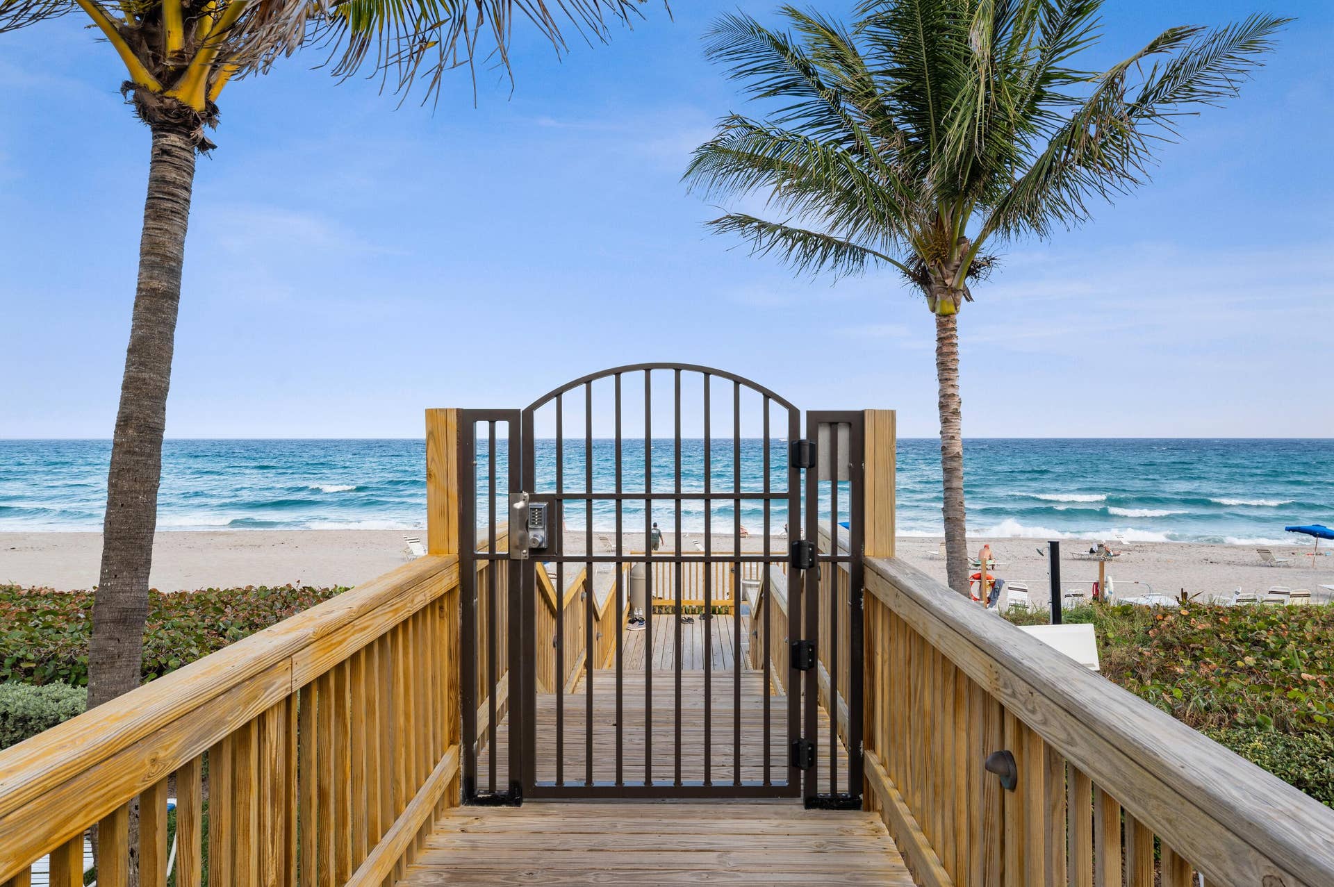3420 S Ocean Boulevard, #5z, Highland Beach, FL 33487 private beach club