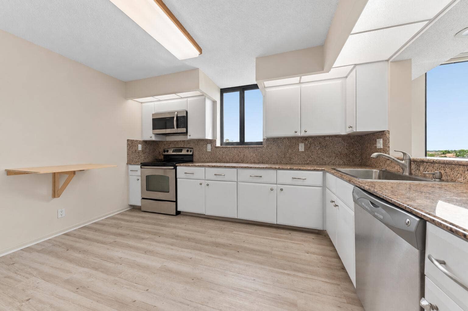 3420 S Ocean Boulevard, #5z, Highland Beach, FL 33487 04VD