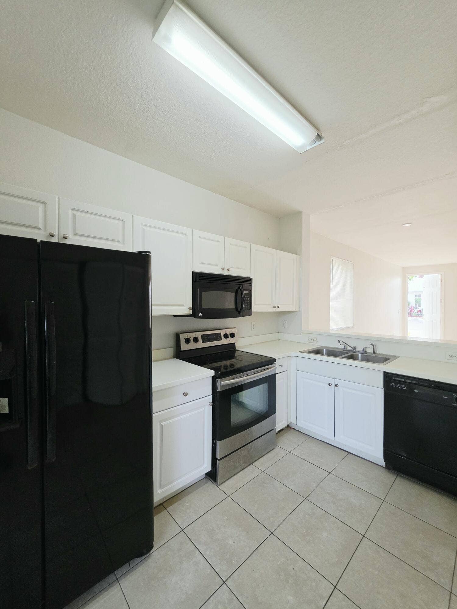 4154 Napoli Lake Drive, Riviera Beach, FL 33410 20260619_083634