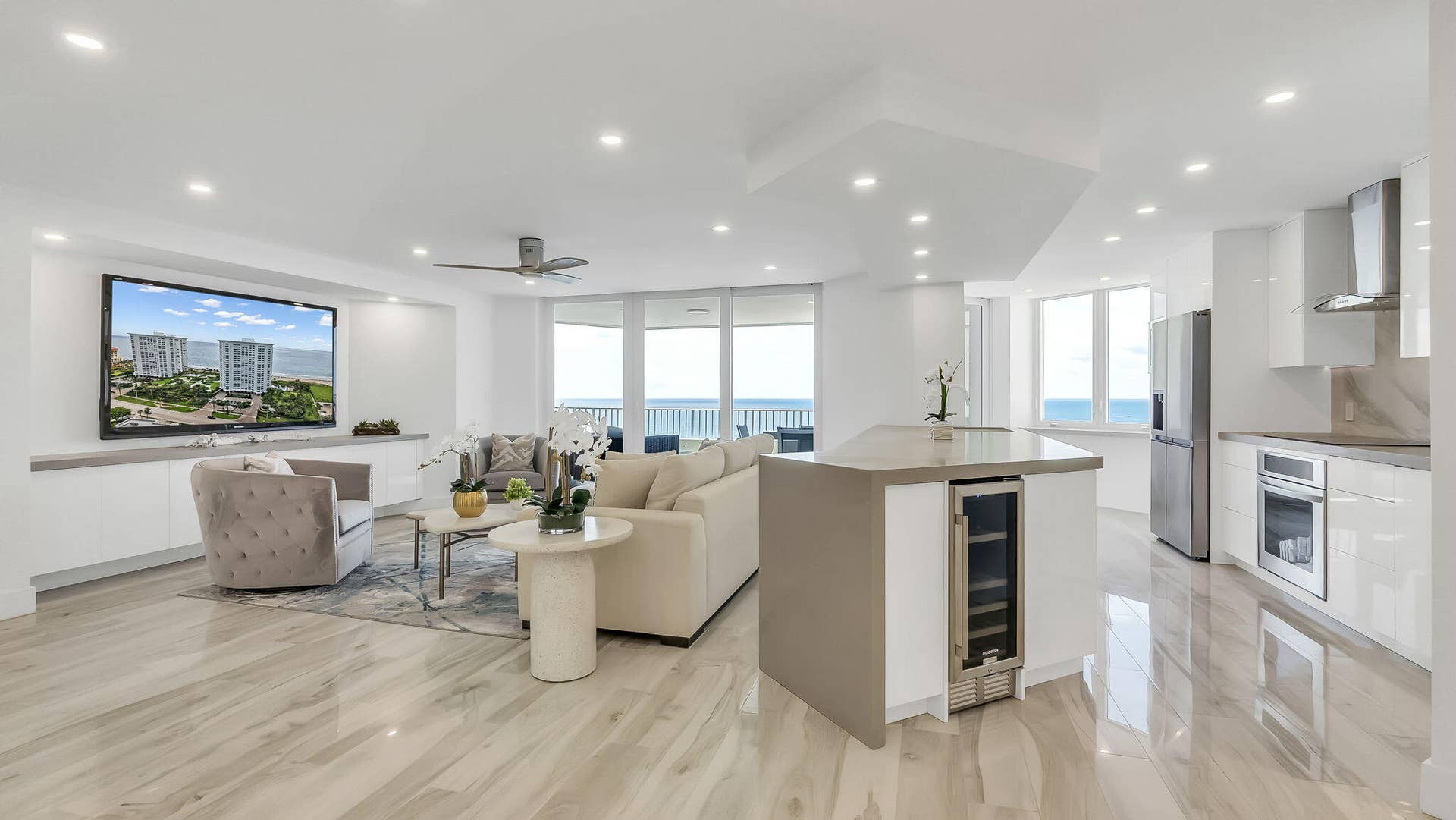 550 S Ocean Boulevard, #1906, Boca Raton, FL 33432 Family Room