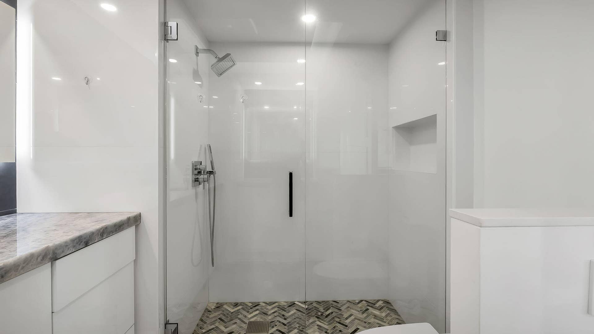 550 S Ocean Boulevard, #1906, Boca Raton, FL 33432 2nd Bath