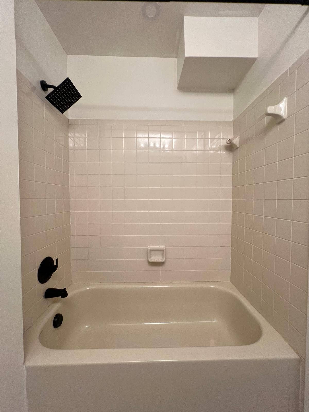 3294 NW 104TH Avenue, #3294, Coral Springs, FL 33065 11 - Tub