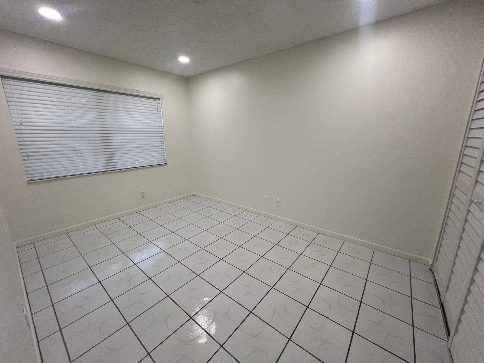 3294 NW 104TH Avenue, #3294, Coral Springs, FL 33065 9 - Guest Bedroom