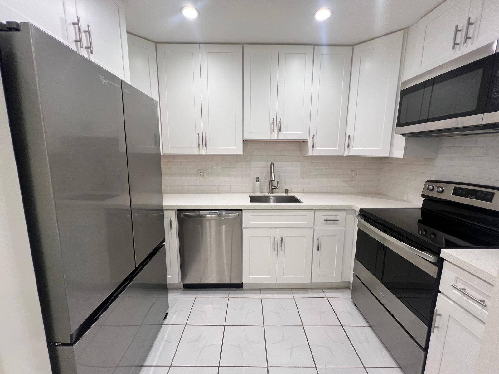 3294 NW 104TH Avenue, #3294, Coral Springs, FL 33065 4 - Kitchen