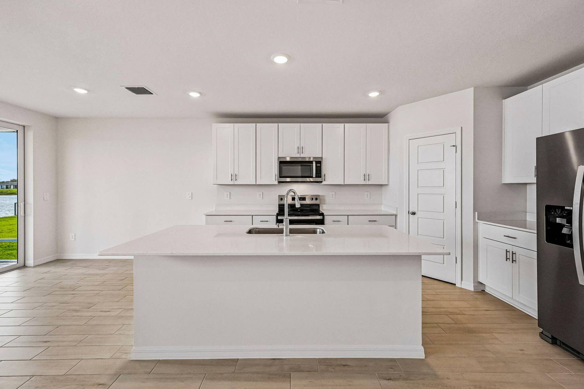 5590 Hampton Park Cir Vero (10)