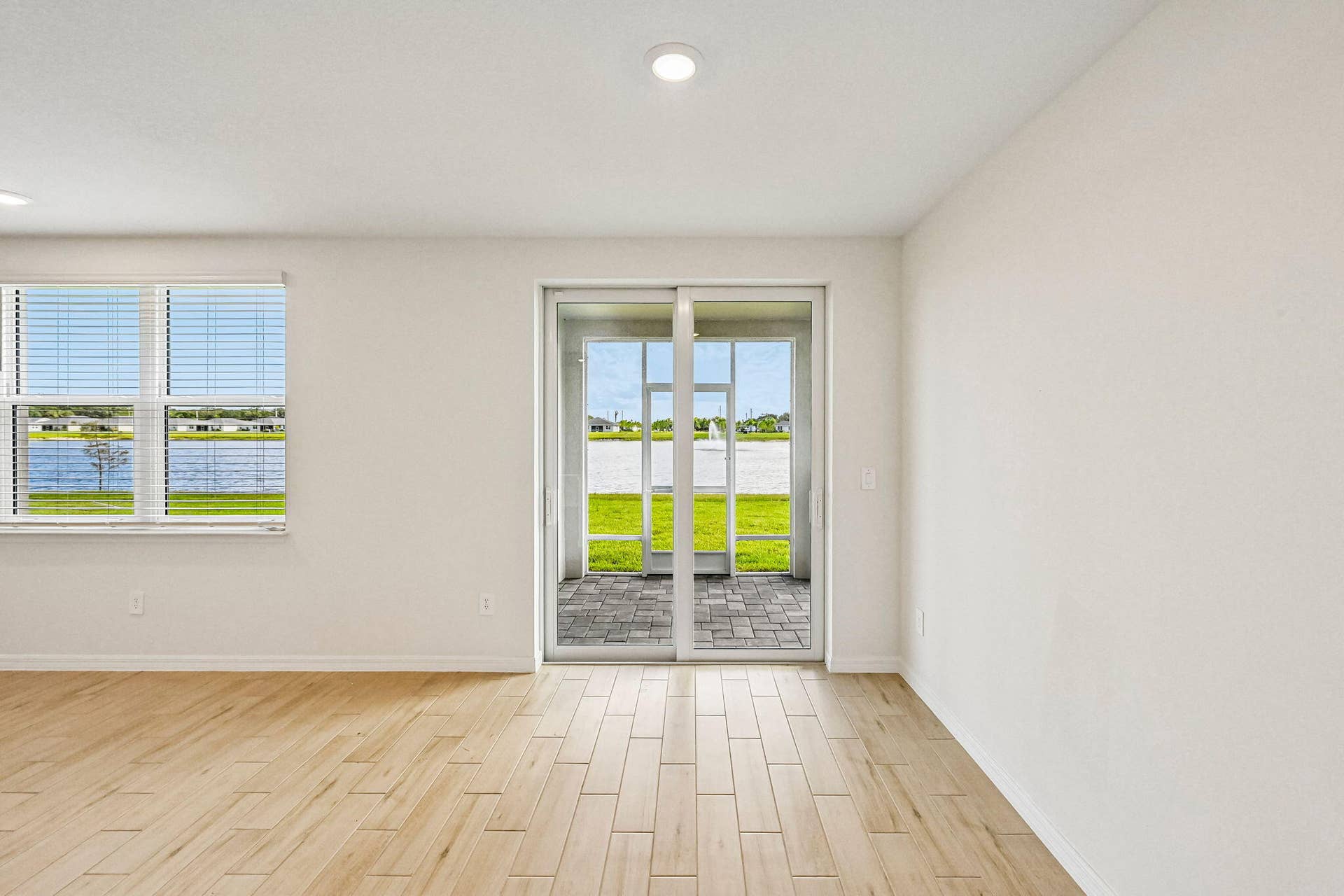5590 Hampton Park Cir Vero (9)