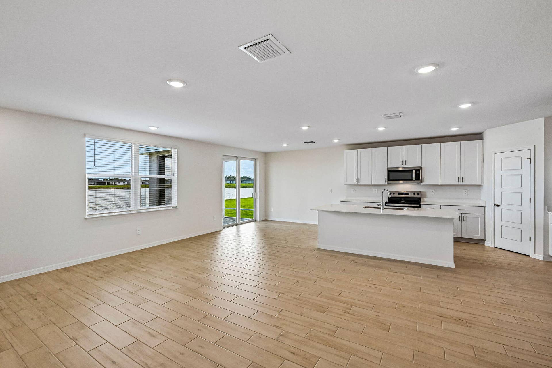 5590 Hampton Park Cir Vero (6)