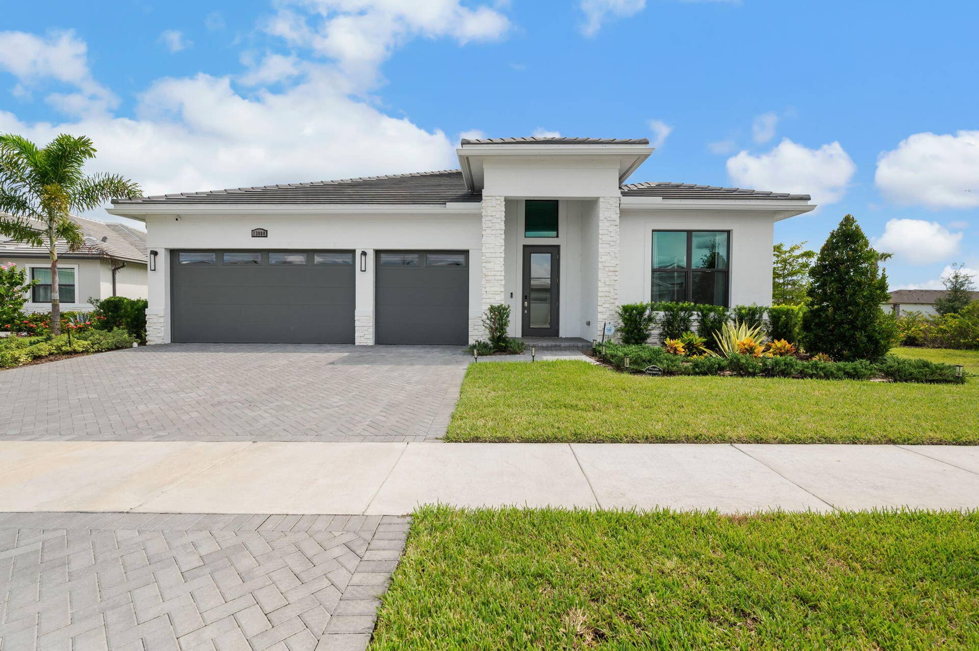 13008 SW Shinnecock Drive, Port St Lucie, FL 34987 2-web-or-mls-13008 Shinnecock Dr - 2