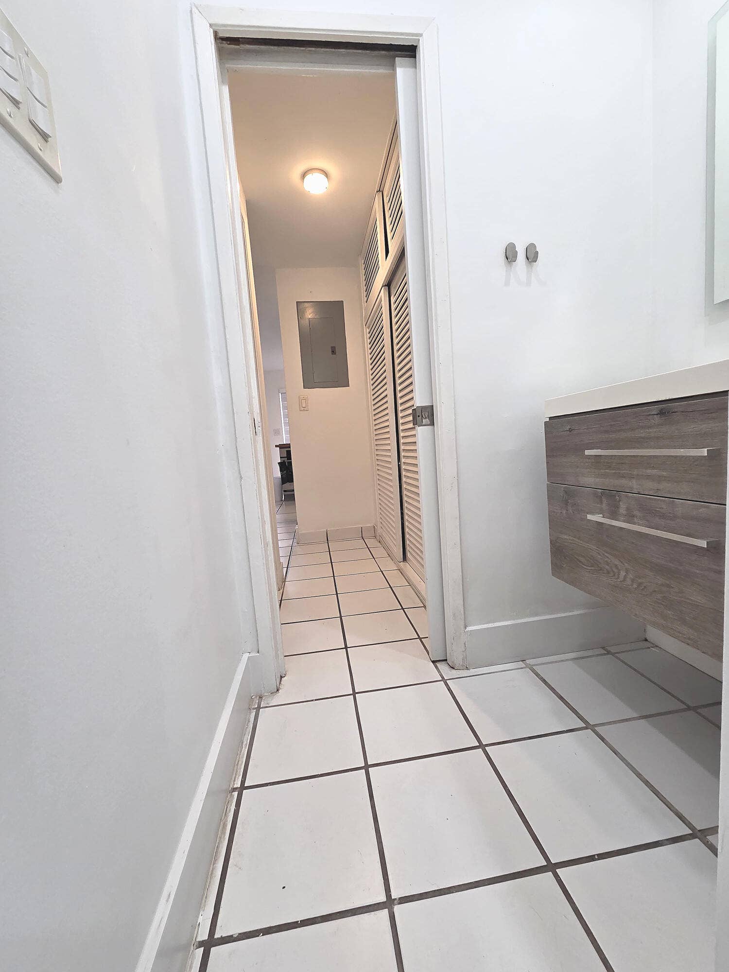 2716 NE 30TH Place, #105C, Fort Lauderdale, FL 33306 photo_03 - Copy