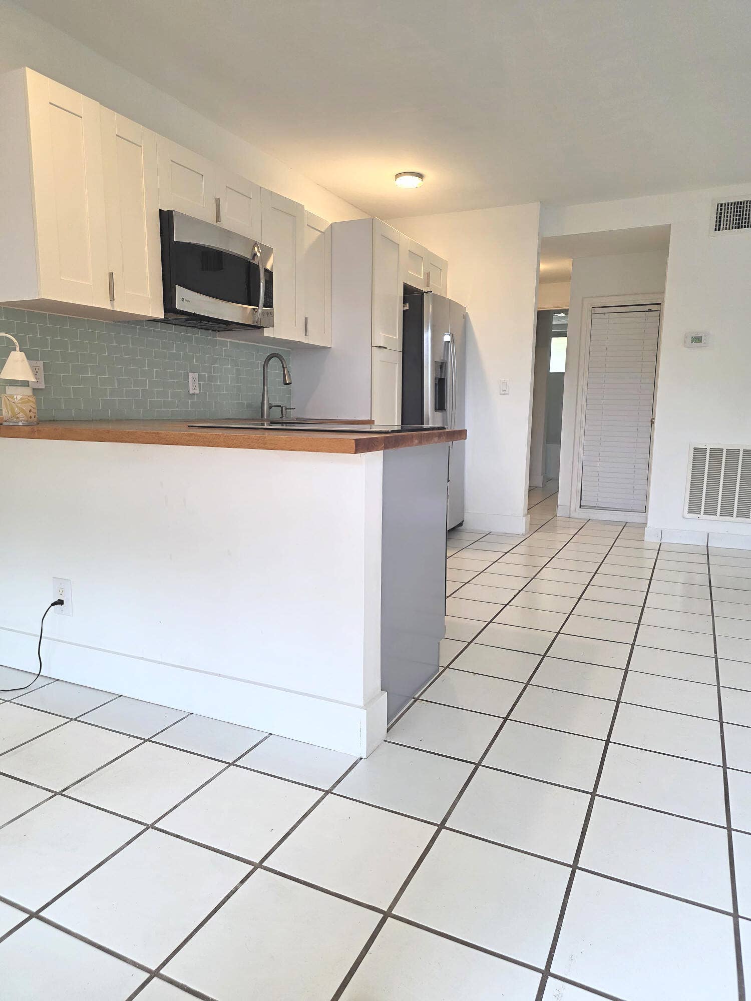 2716 NE 30TH Place, #105C, Fort Lauderdale, FL 33306 photo_08