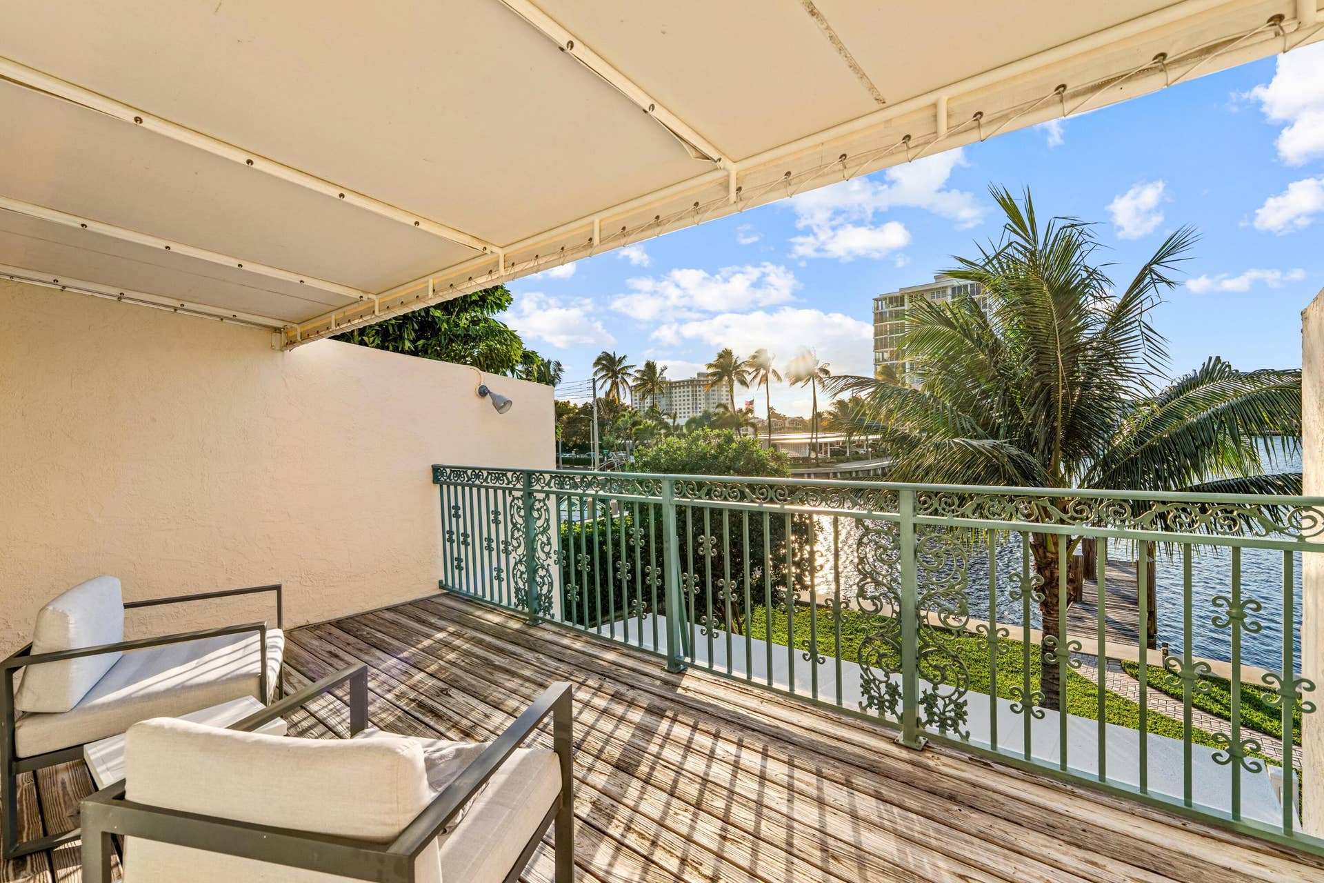336 VENETIAN Drive, #1, Delray Beach, FL 33483 mls_BALCONY_DT