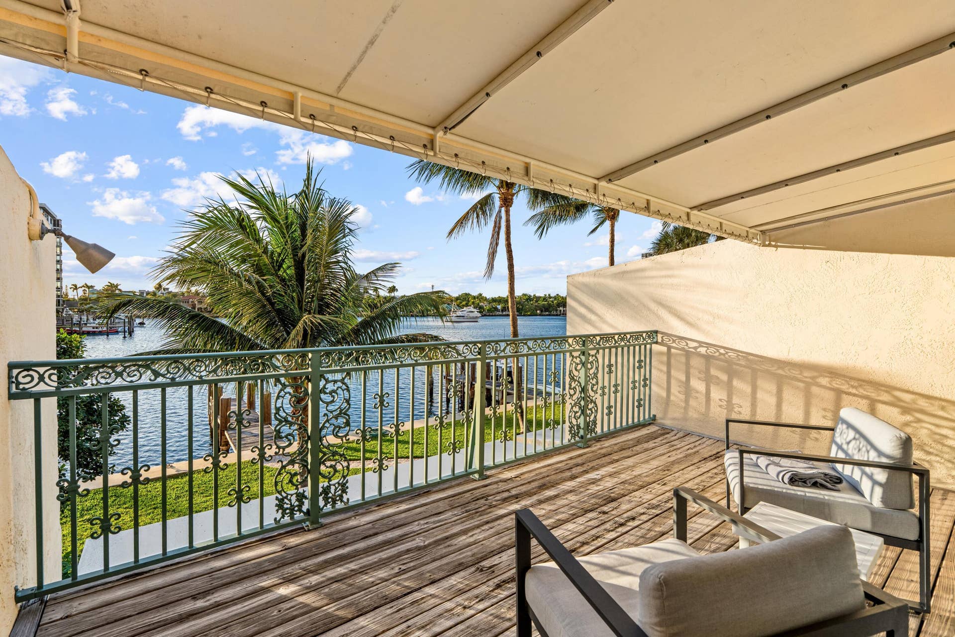 336 VENETIAN Drive, #1, Delray Beach, FL 33483 mls_BALCONY_2_DT
