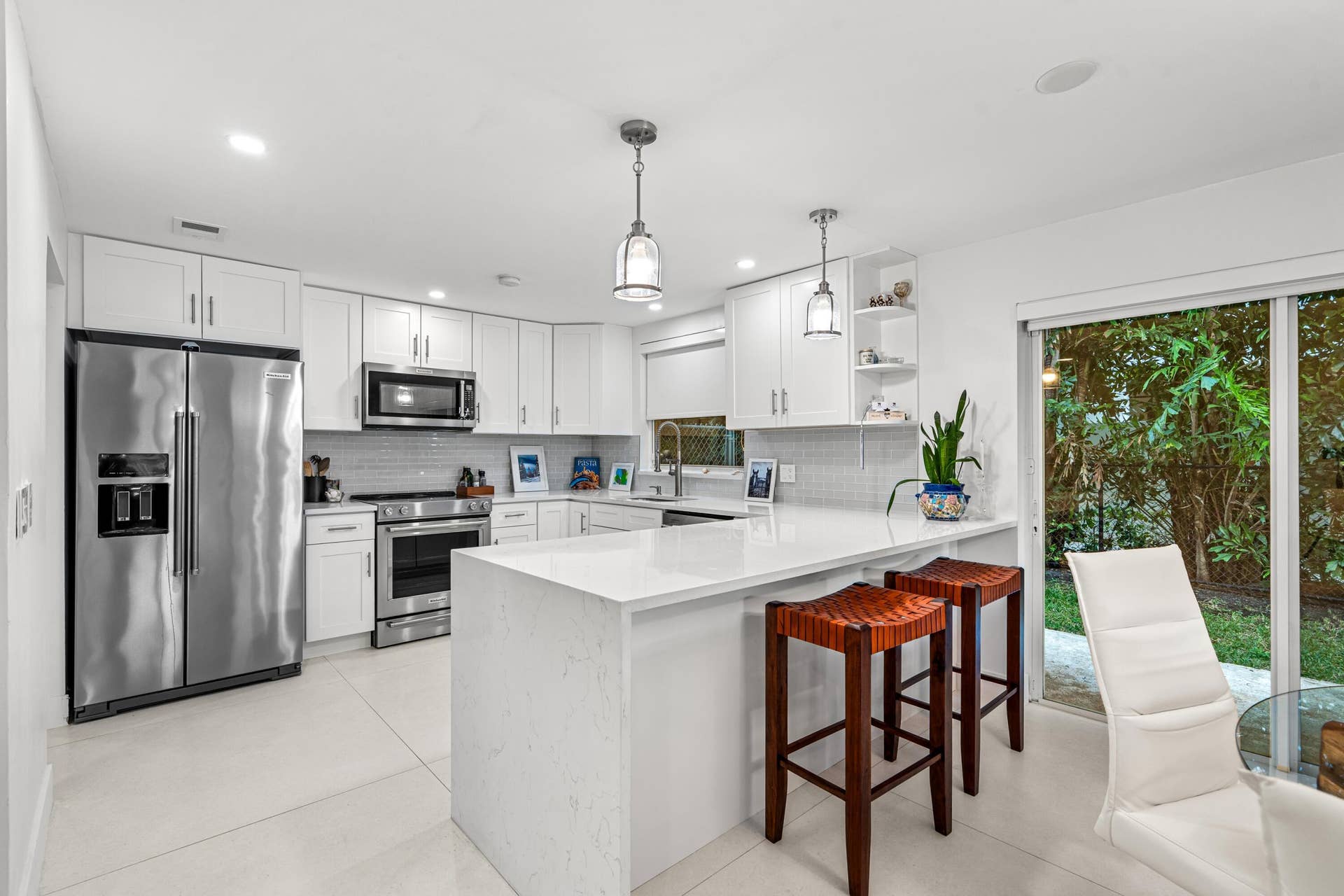 336 VENETIAN Drive, #1, Delray Beach, FL 33483 mls_KITCHEN_LEFT_DT