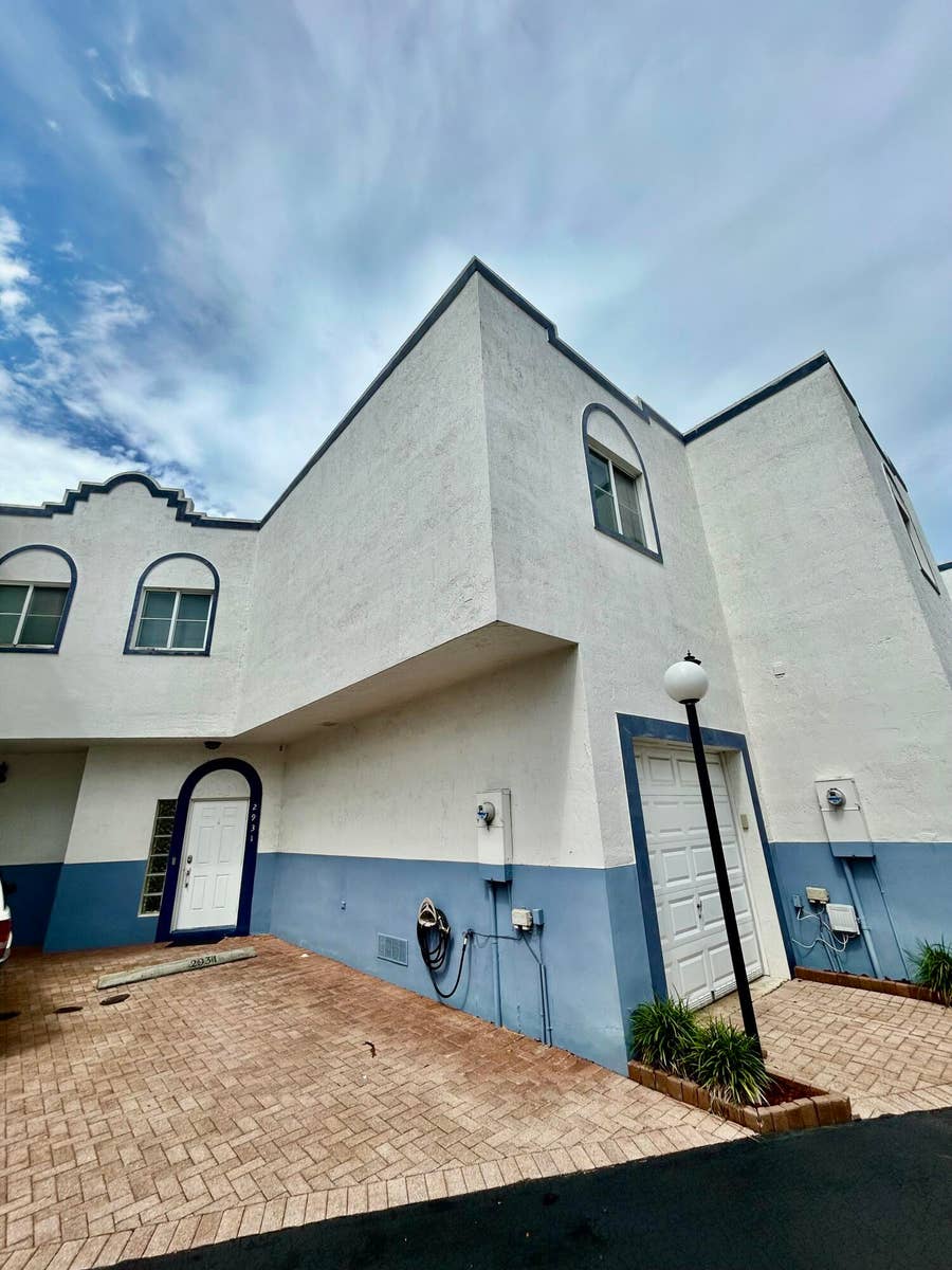 Property photo for 2931 SW 18th Terrace, Fort Lauderdale, FL