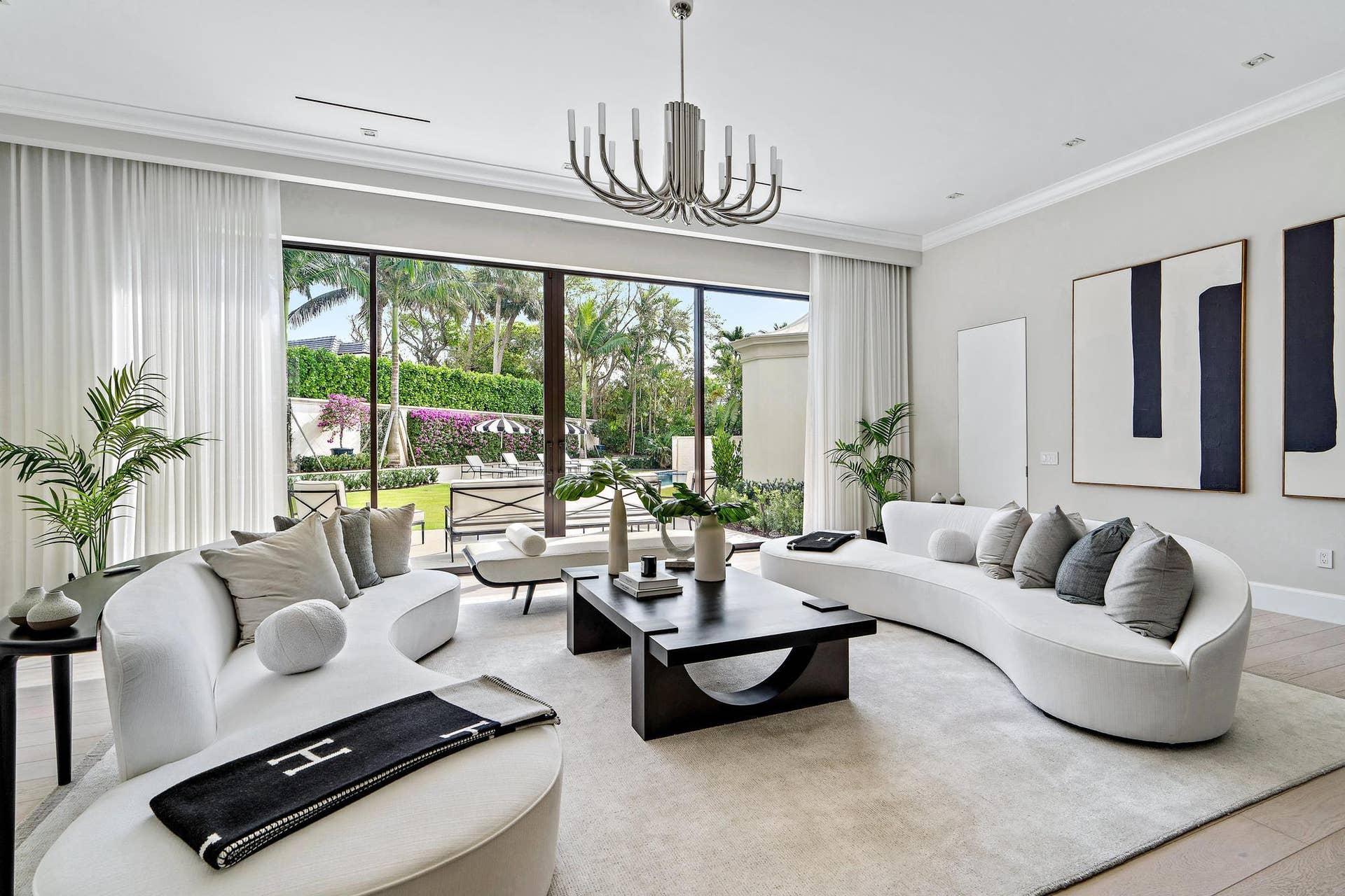 150 El Vedado Road, Palm Beach, FL 33480 Living Room