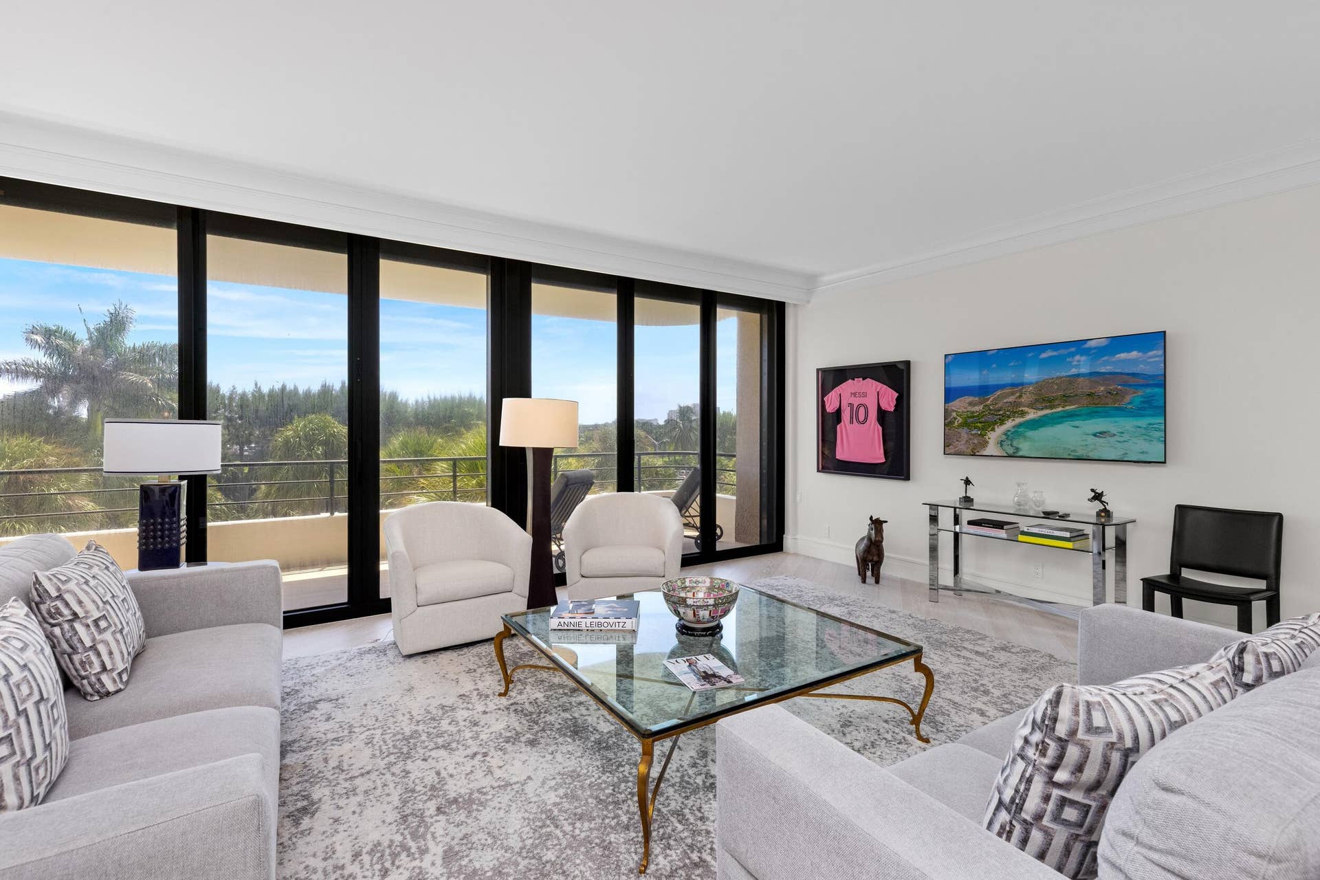 120 Sunset Avenue, #W 4 A, Palm Beach, FL 33480 Living Area
