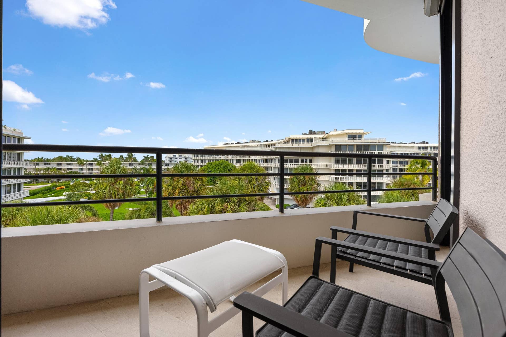 120 Sunset Avenue, #W 4 A, Palm Beach, FL 33480 Terrace