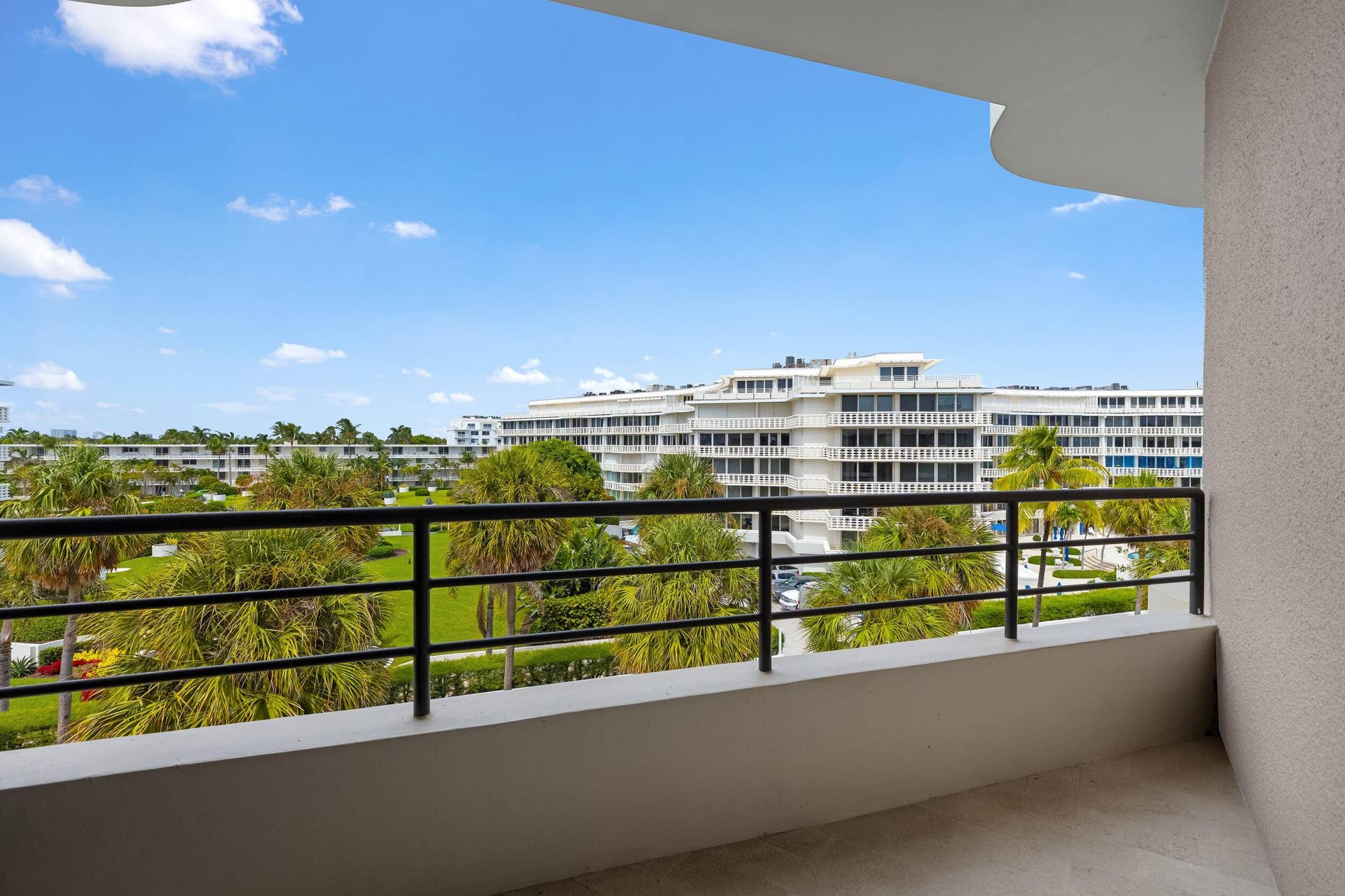 120 Sunset Avenue, #W 4 A, Palm Beach, FL 33480 Terrace