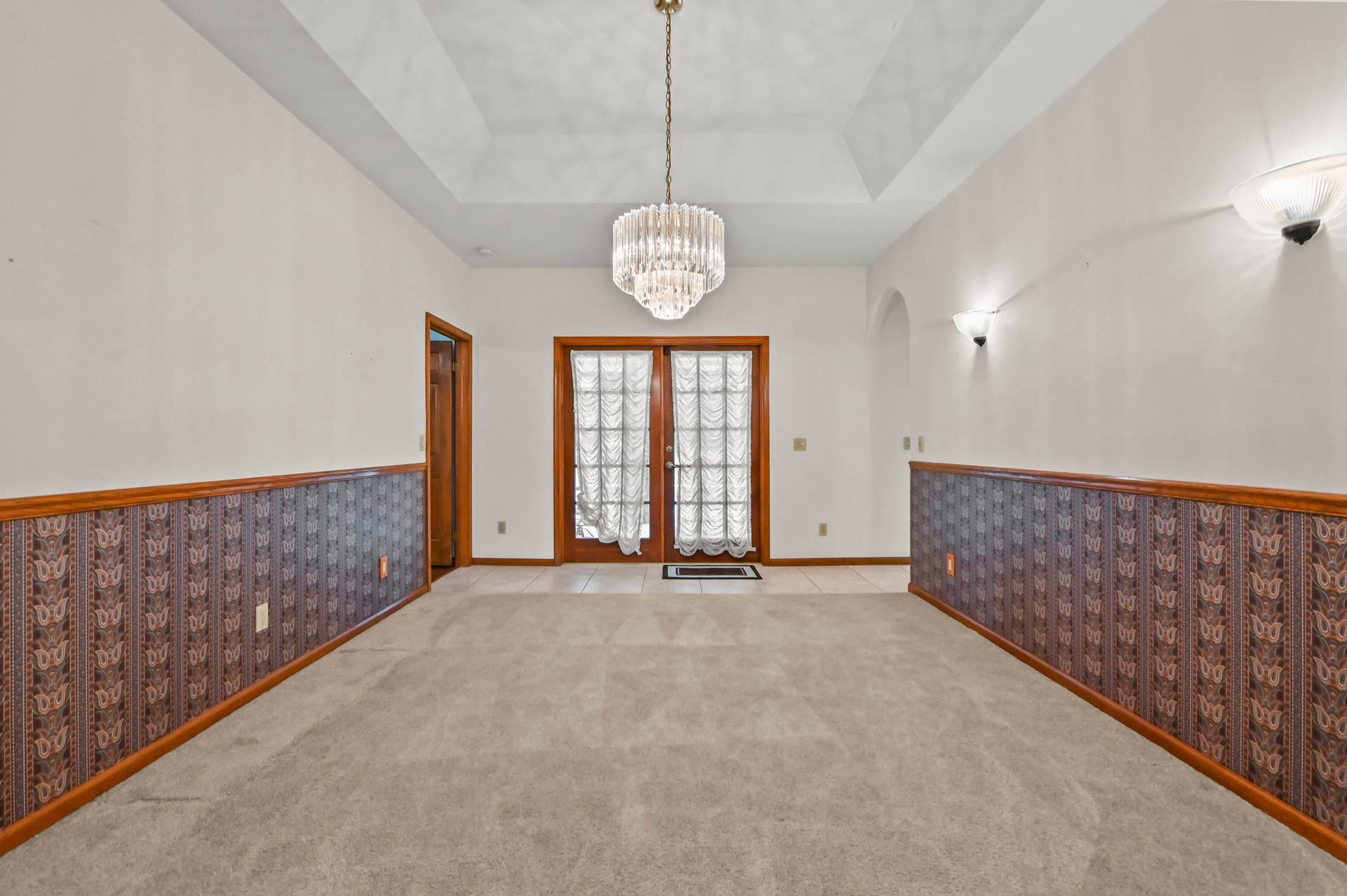 08 Dining room 01