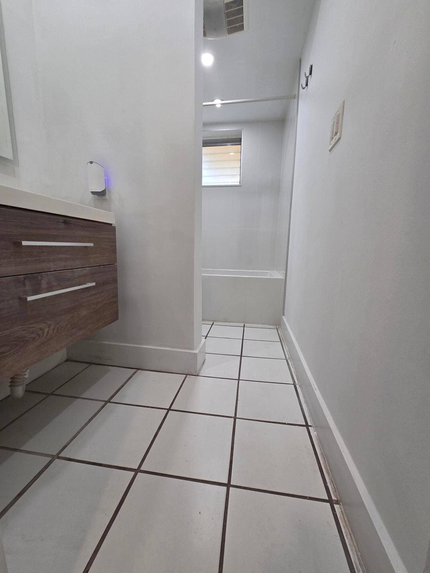 2716 NE 30TH Place, #105C, Fort Lauderdale, FL 33306 20260930_132257