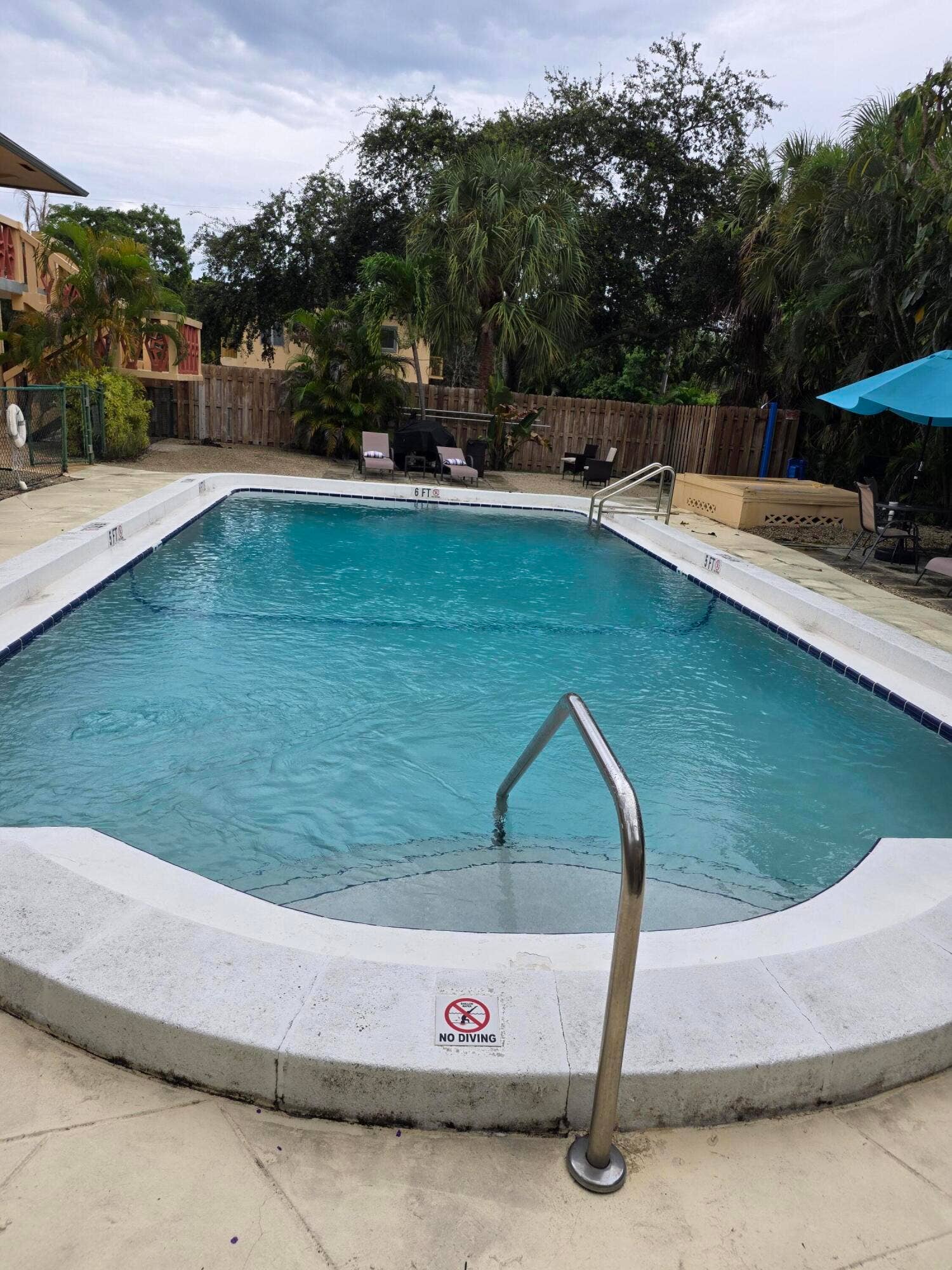 2716 NE 30TH Place, #105C, Fort Lauderdale, FL 33306 Community pool