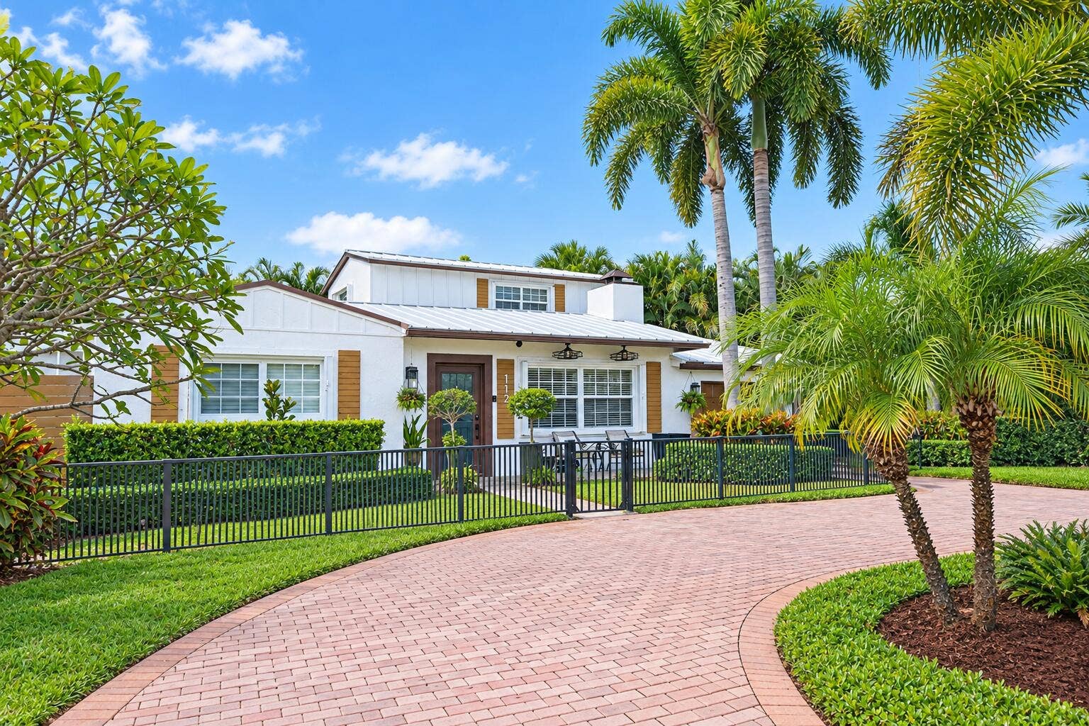 112 HIGHLAND Lane, Delray Beach, FL 33444 112 Highland Ln - Front Pic 2