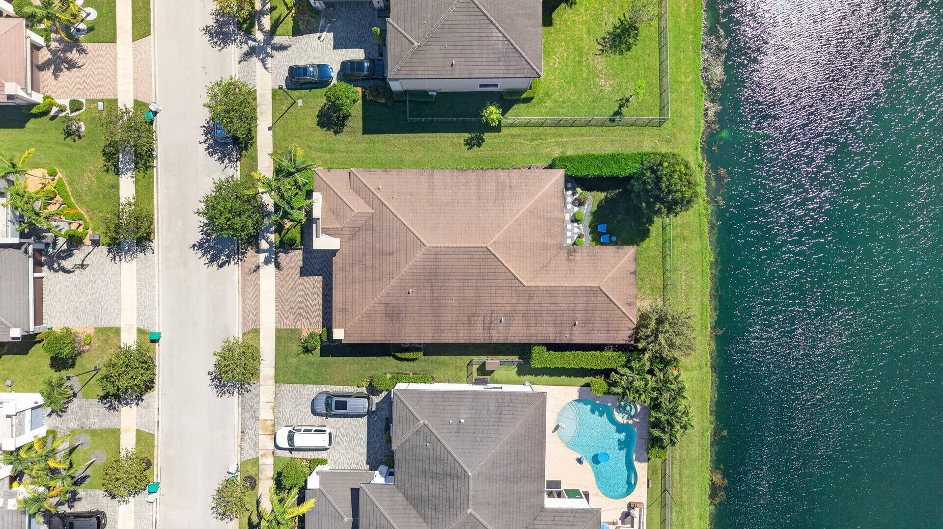 10490 S Lago Vista Circle, Parkland, FL 33076 64-web-or-mls-Aerial Top
