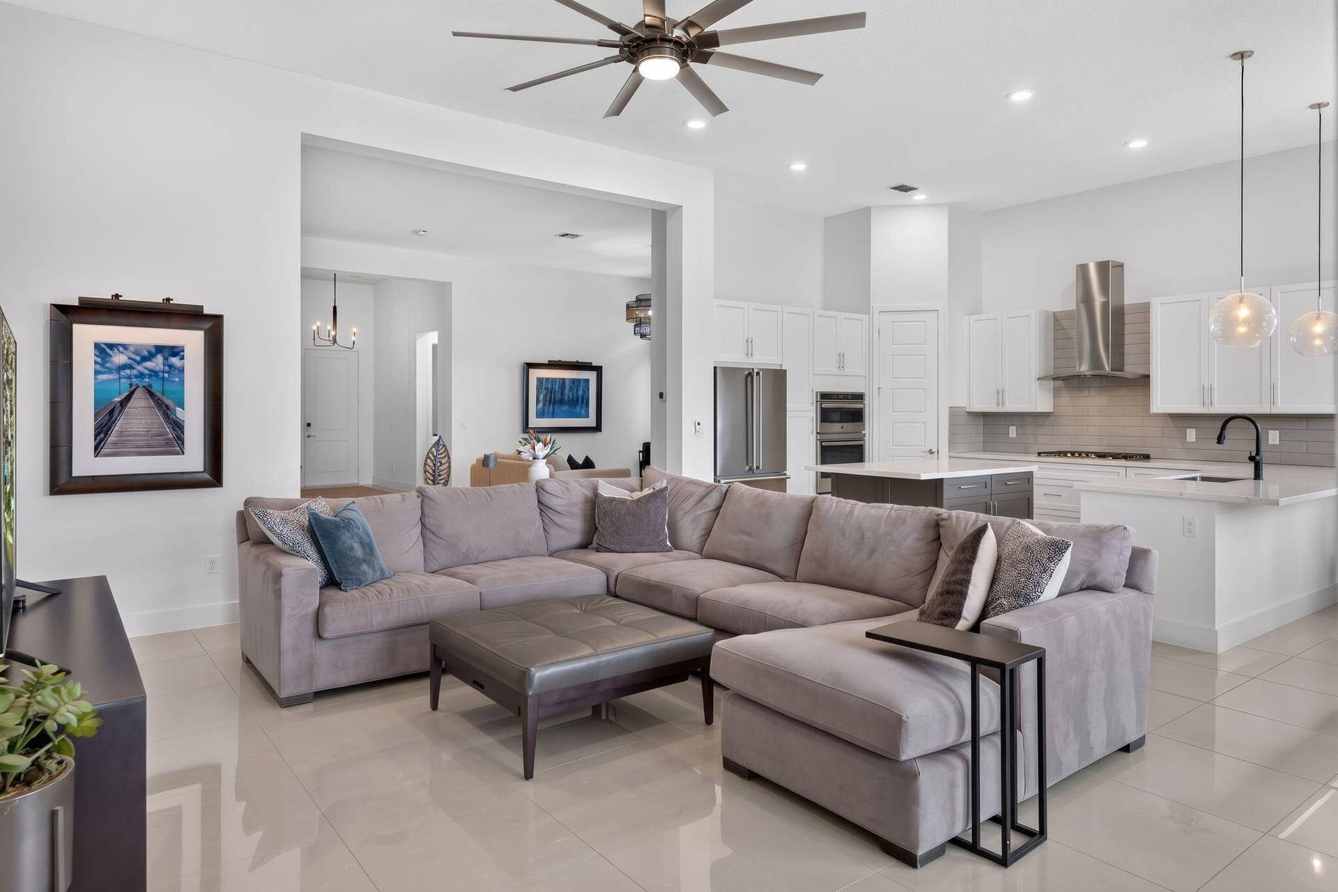 10490 S Lago Vista Circle, Parkland, FL 33076 Main Living Room