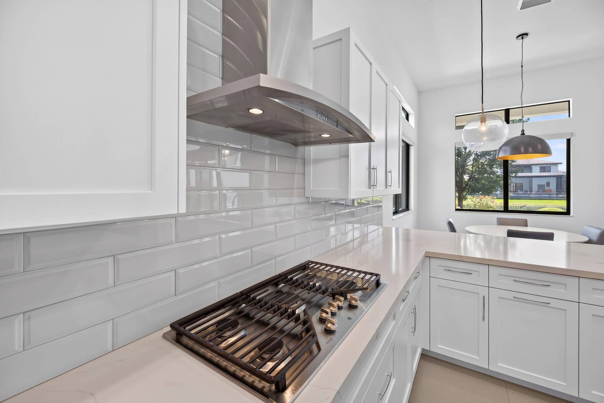 10490 S Lago Vista Circle, Parkland, FL 33076 Kitchen