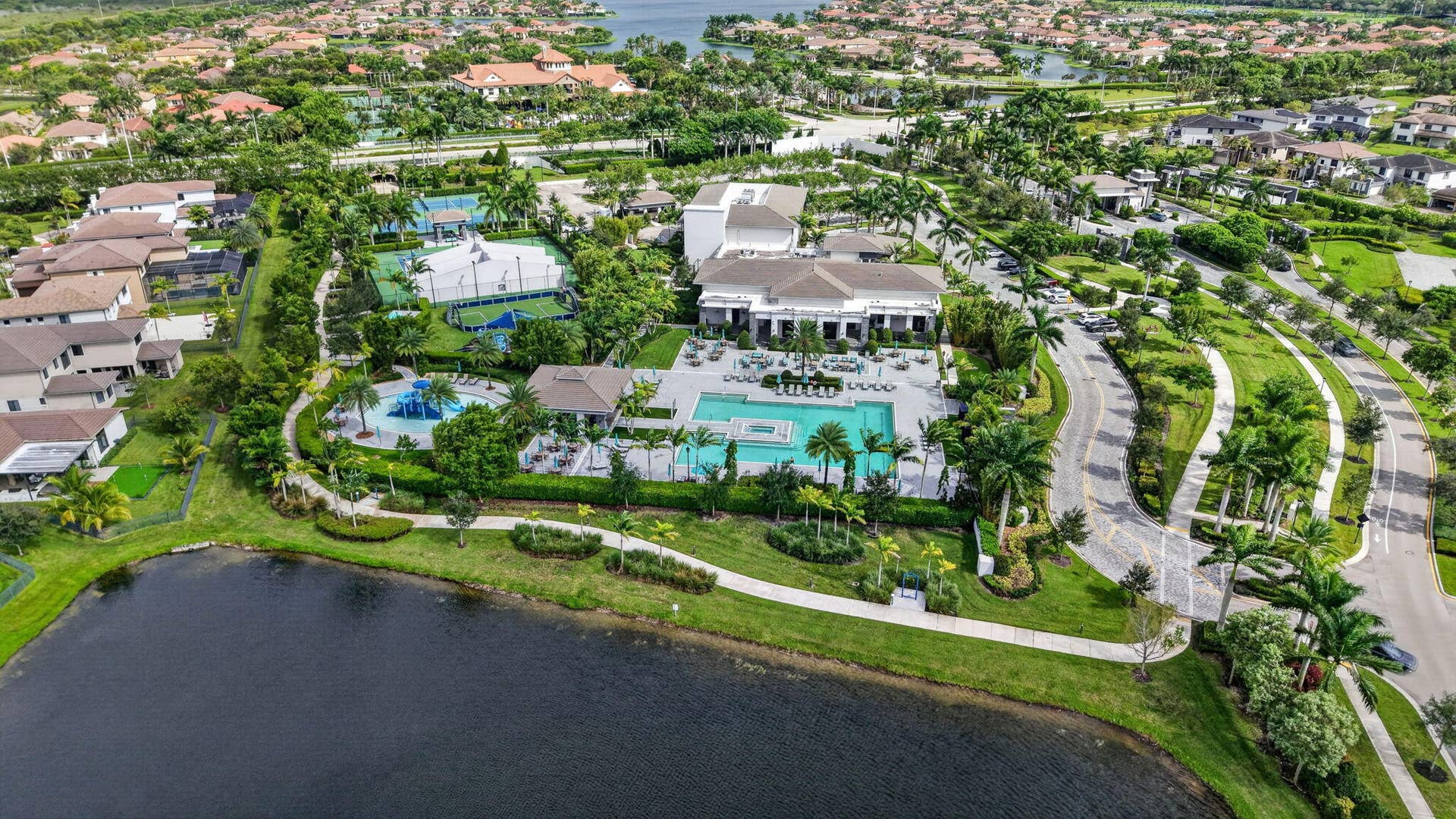 10490 S Lago Vista Circle, Parkland, FL 33076 14-web-or-mls-Community Club House
