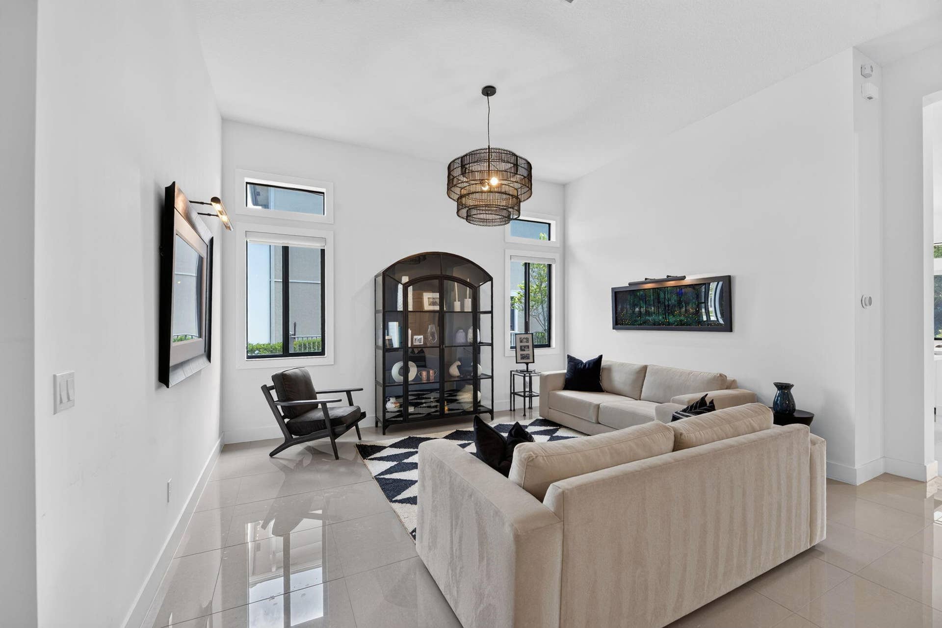 10490 S Lago Vista Circle, Parkland, FL 33076 Front Living Room