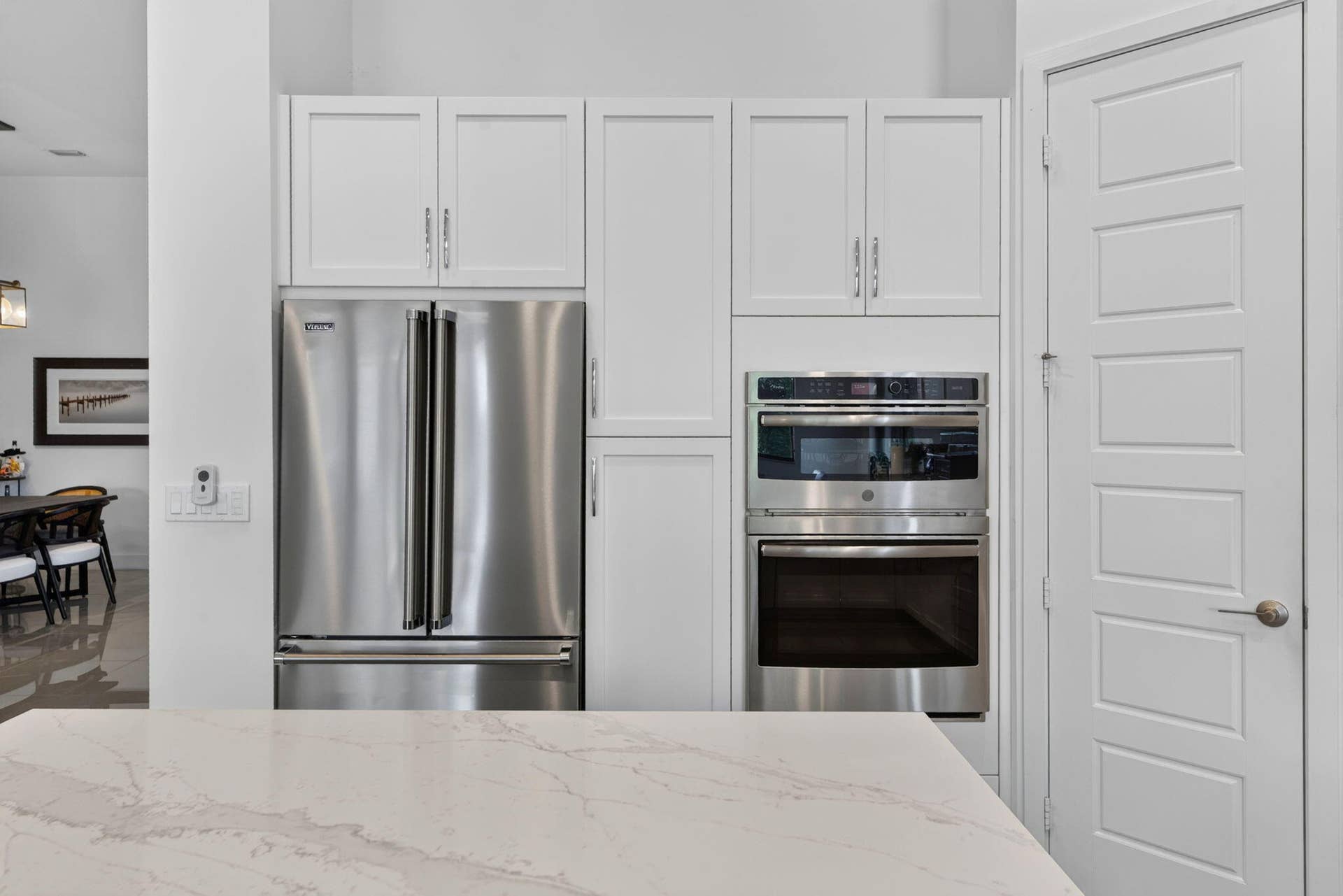 10490 S Lago Vista Circle, Parkland, FL 33076 Kitchen