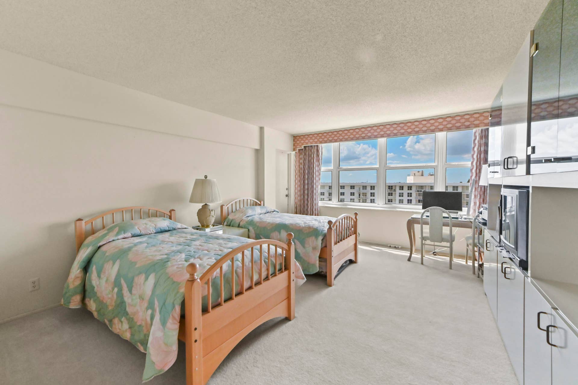 Third Bedroom-Office-Den
