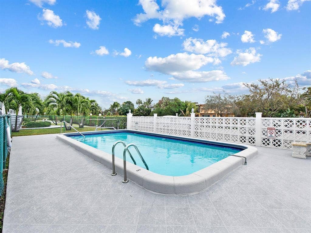 1401 pool