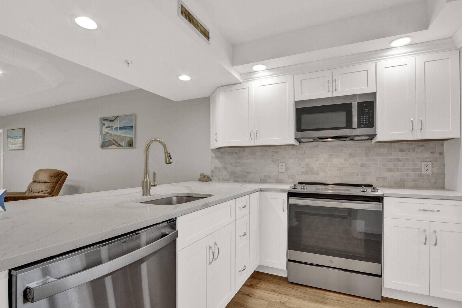 701 SEAFARER Circle, #105, Jupiter, FL 33477 Kitchen
