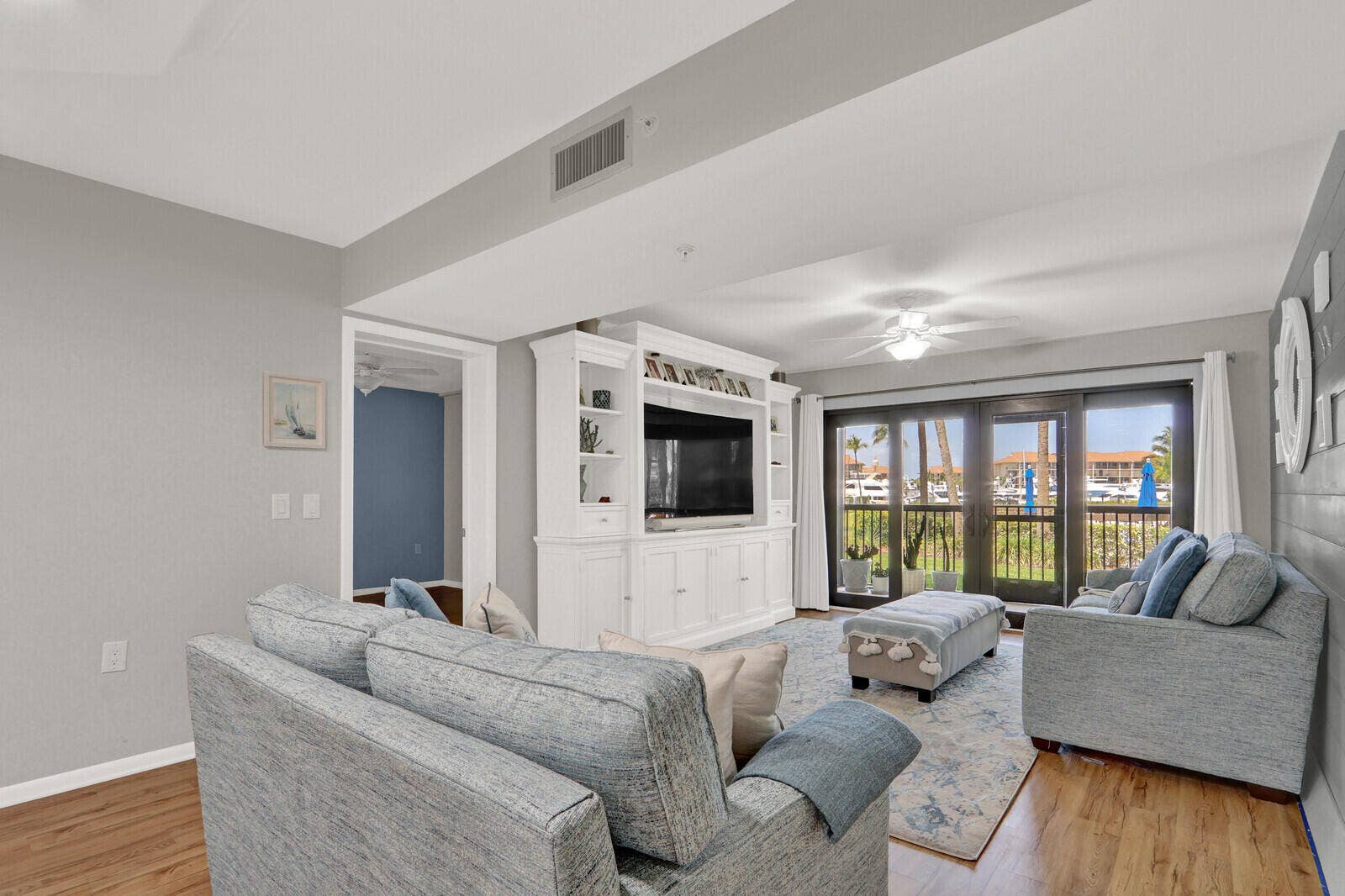 701 SEAFARER Circle, #105, Jupiter, FL 33477 Living Room