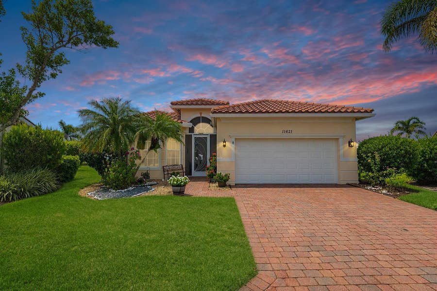 Property photo for 11621 SW Mountain Ash Circle, Port St Lucie, FL