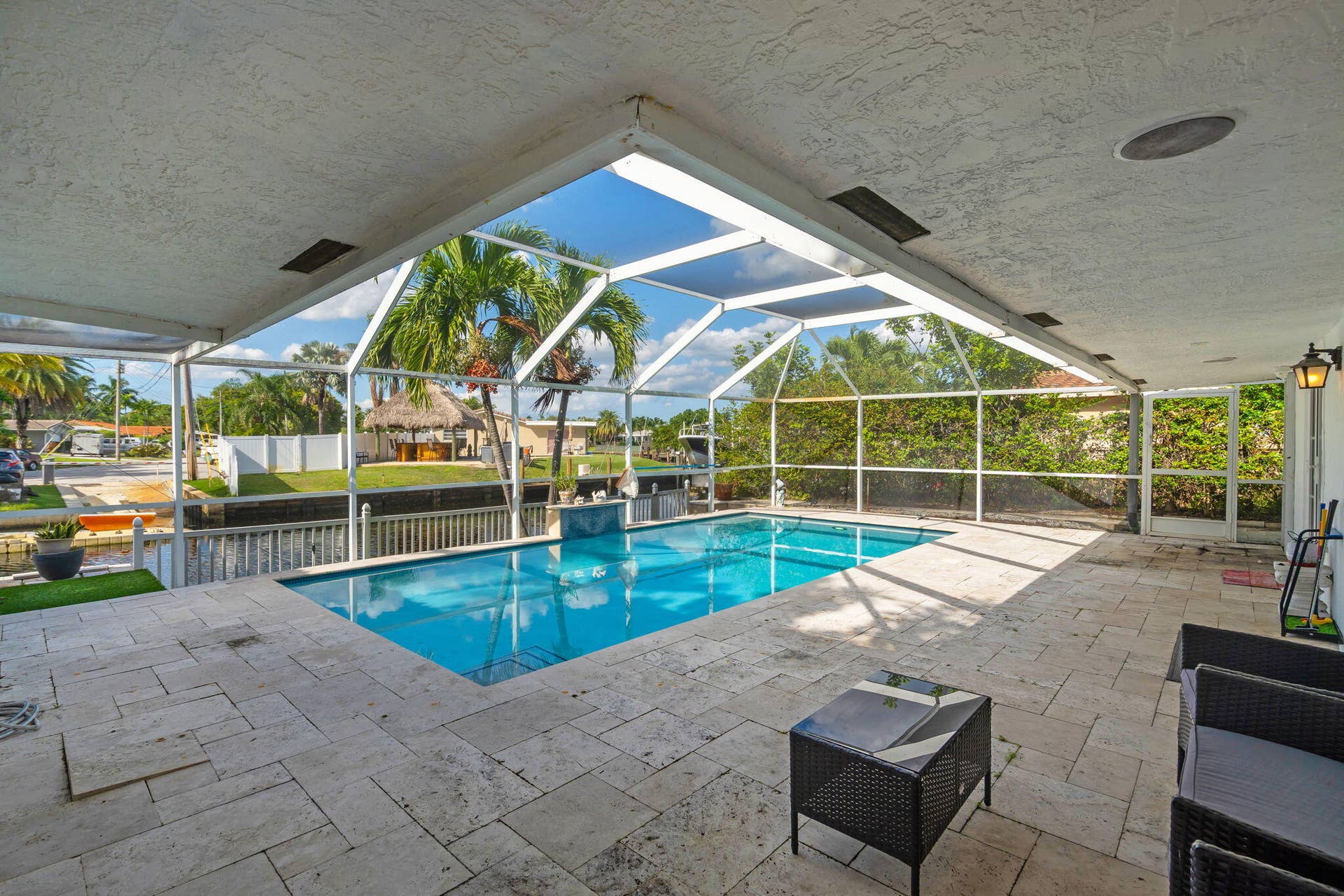 9-web-or-mls-421SW18th-33