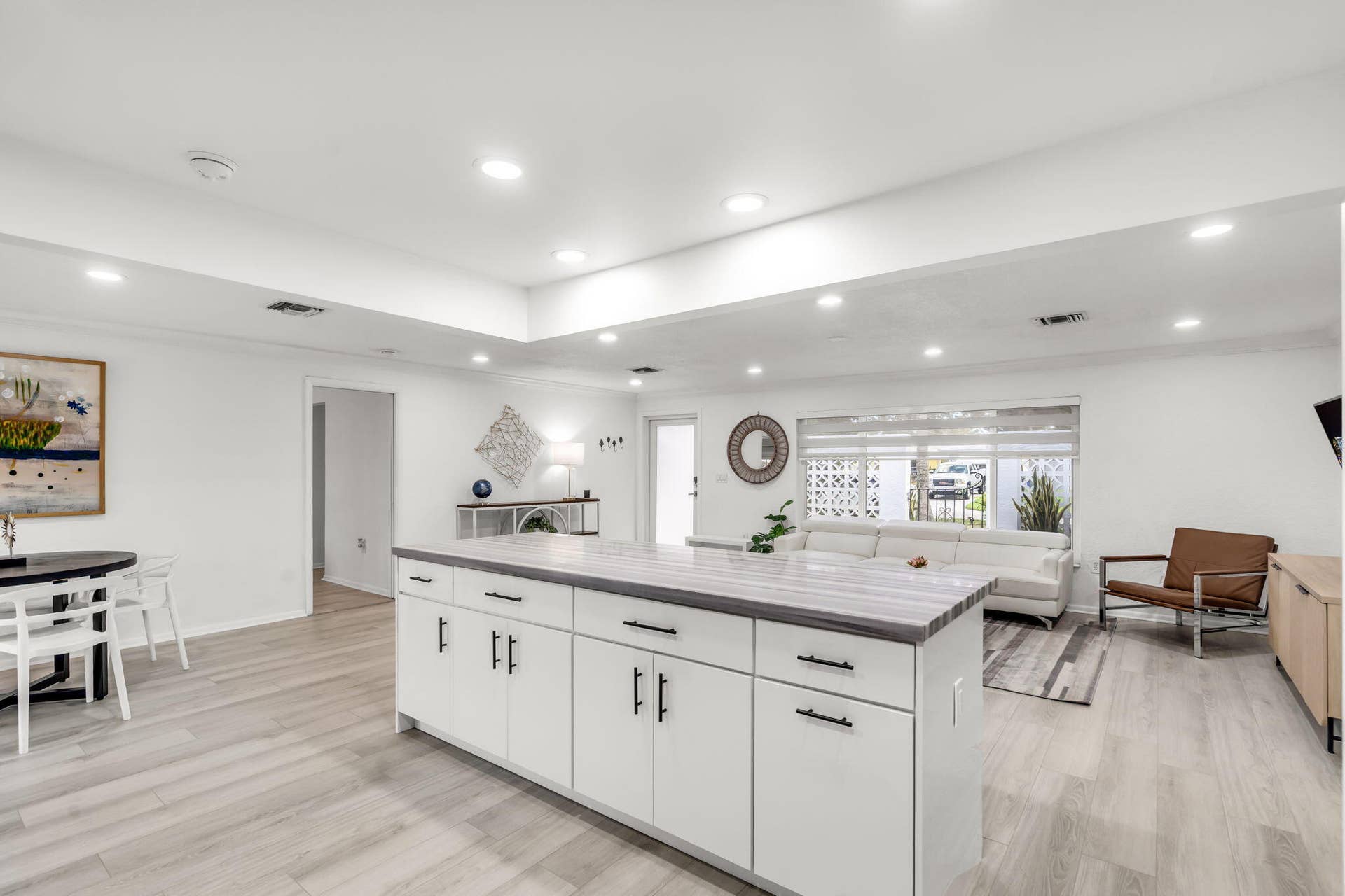 18-web-or-mls-421SW18th-11
