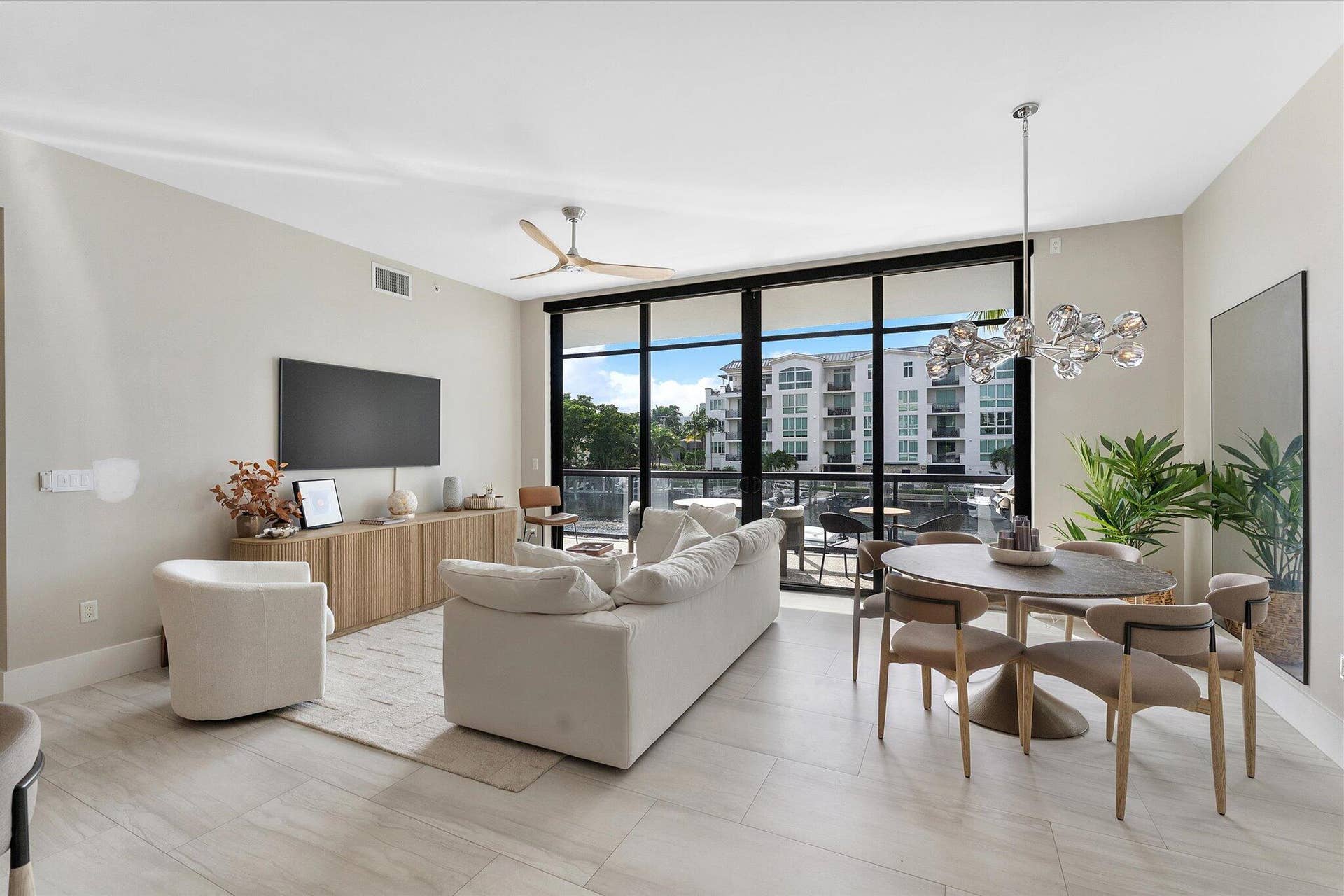 161 ISLE OF VENICE Drive, #203, Fort Lauderdale, FL 33301 03-161 Isle of Venice_003