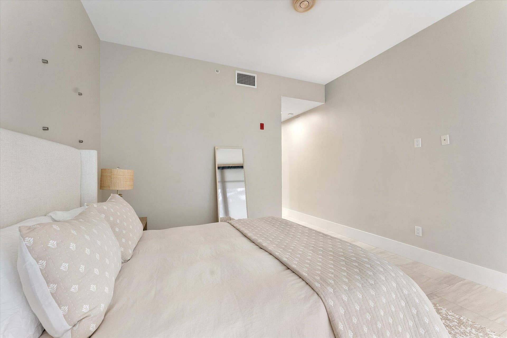 161 ISLE OF VENICE Drive, #203, Fort Lauderdale, FL 33301 39-161 Isle of Venice_039