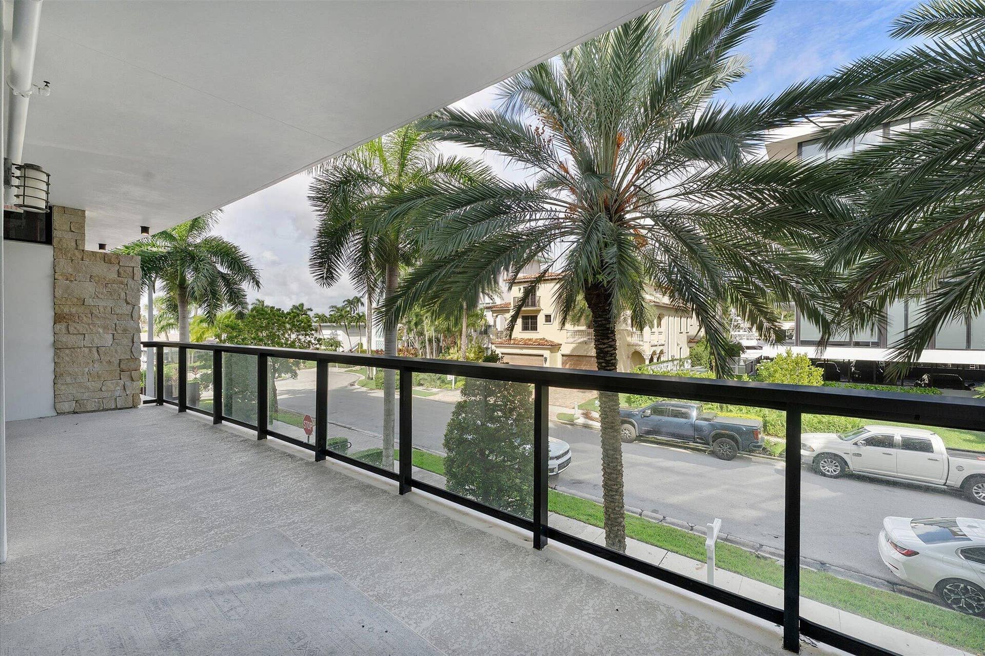 161 ISLE OF VENICE Drive, #203, Fort Lauderdale, FL 33301 33-161 Isle of Venice_033